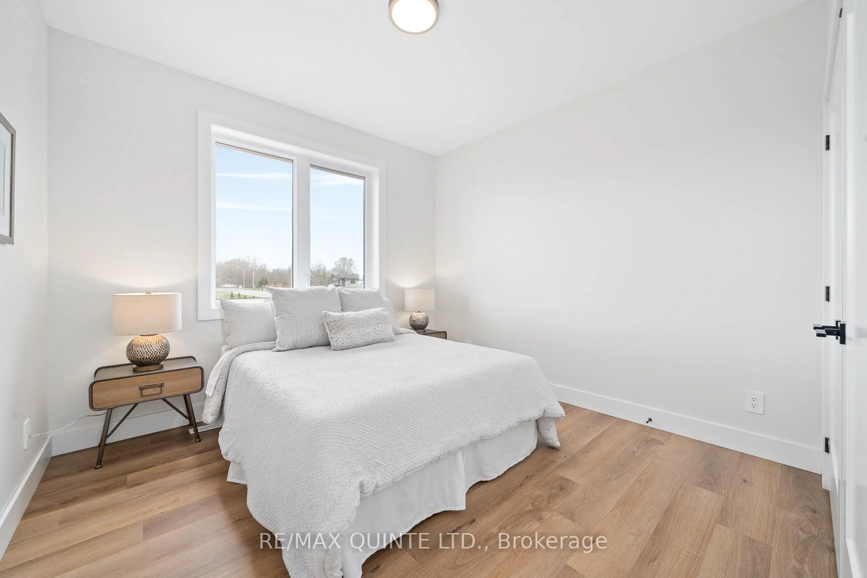 Photo 47 of 25 Leaside Drive, Prince Edward County, Ameliasburg Ward — HOMEH