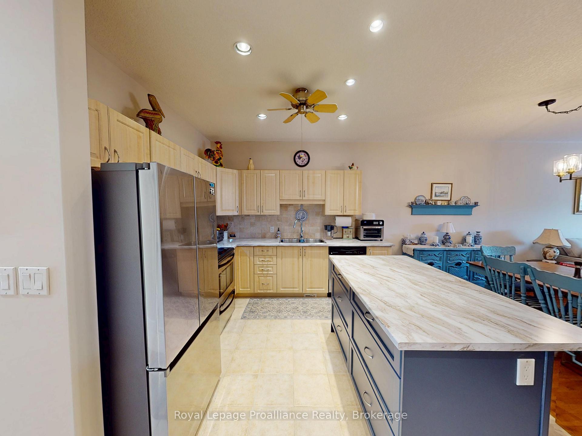 Photo 6 of Unit 2, 16 Lane Avenue, Belleville, Belleville Ward — HOMEH
