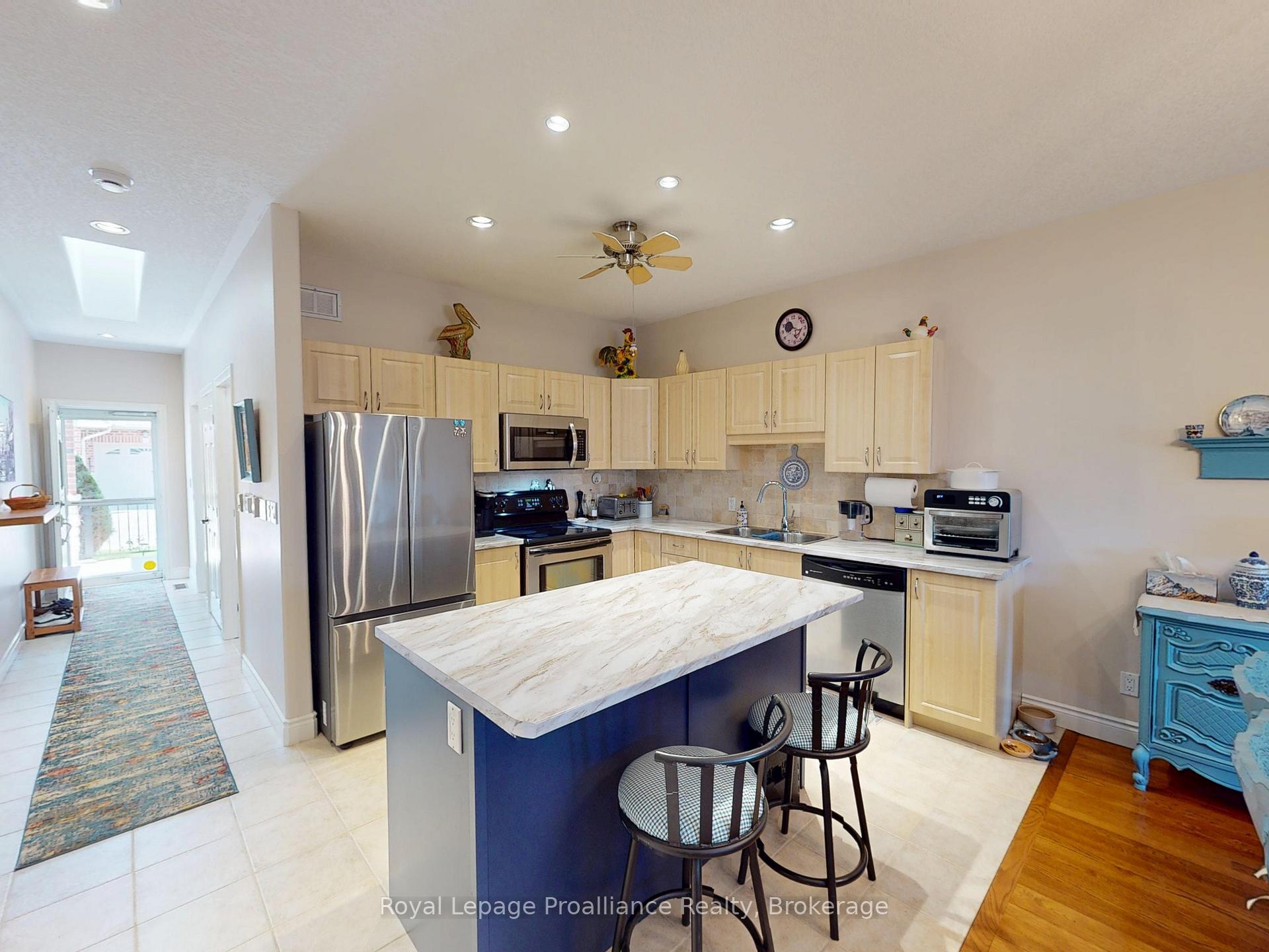 Photo 7 of Unit 2, 16 Lane Avenue, Belleville, Belleville Ward — HOMEH