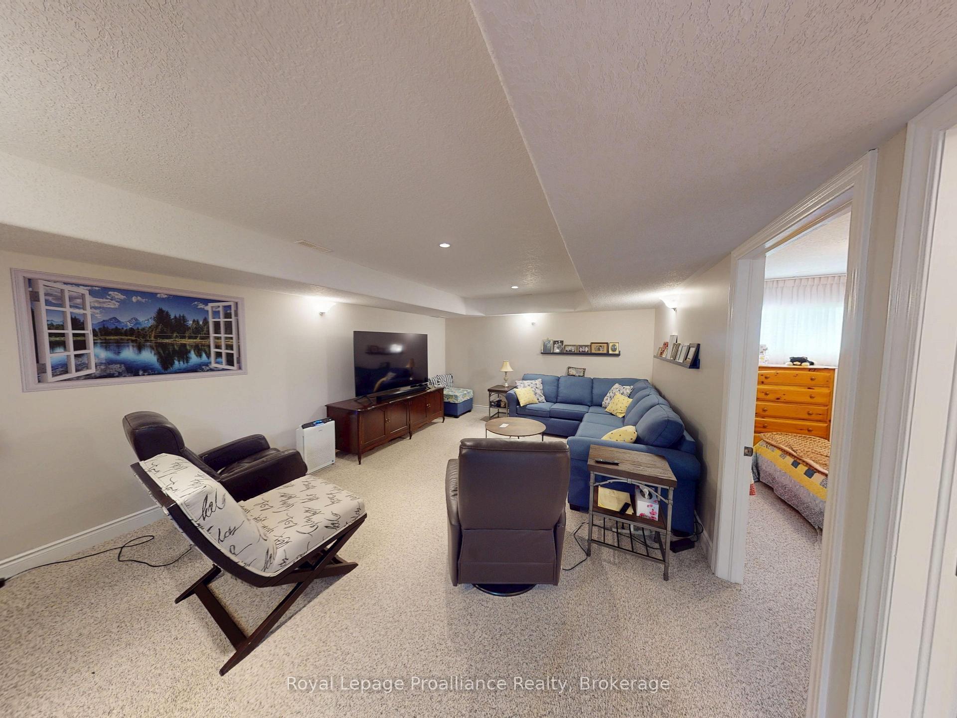 Photo 25 of Unit 2, 16 Lane Avenue, Belleville, Belleville Ward — HOMEH