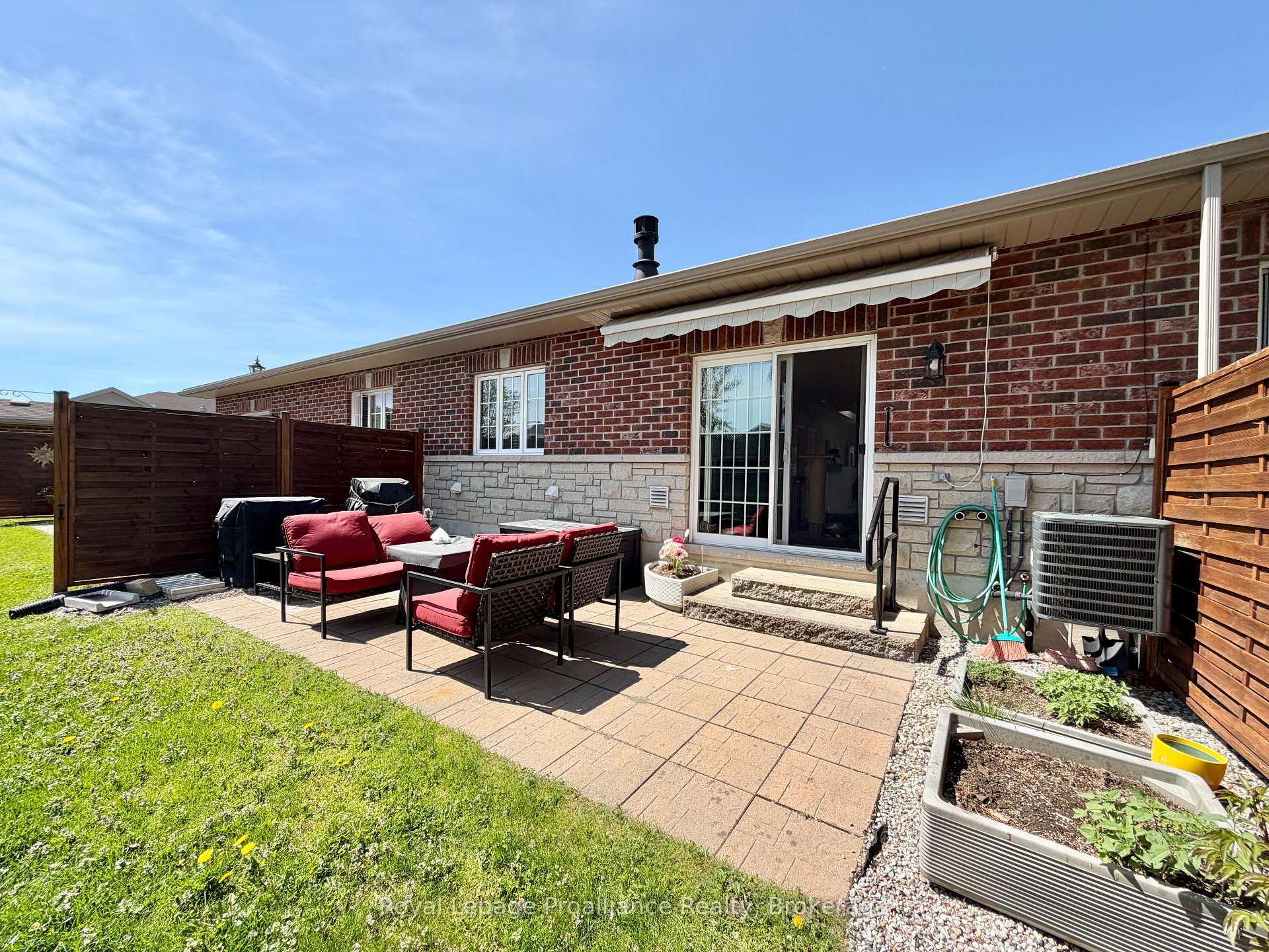 Photo 33 of Unit 2, 16 Lane Avenue, Belleville, Belleville Ward — HOMEH