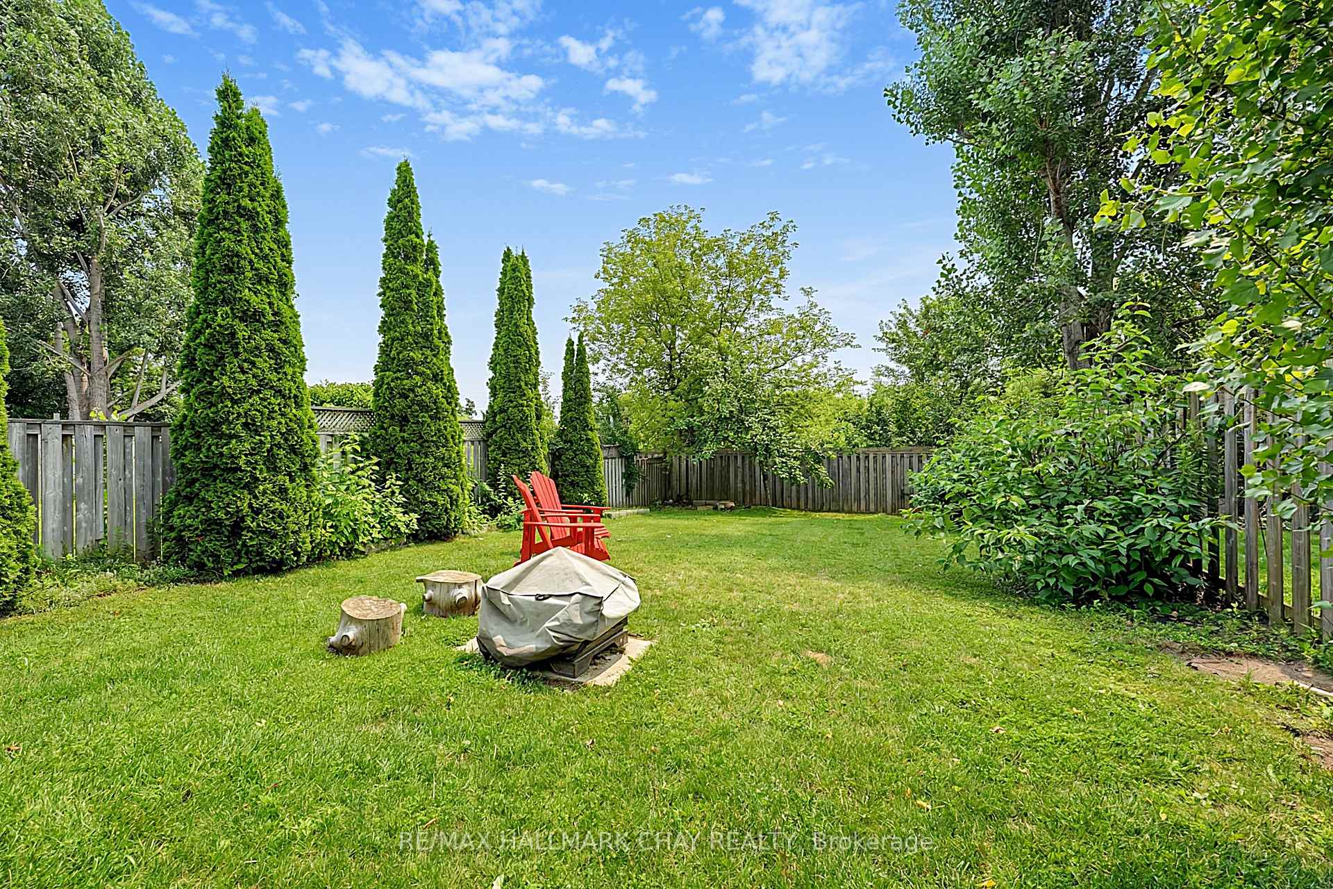 Photo 23 of 109 Wessenger Drive, Barrie, Holly — HOMEH