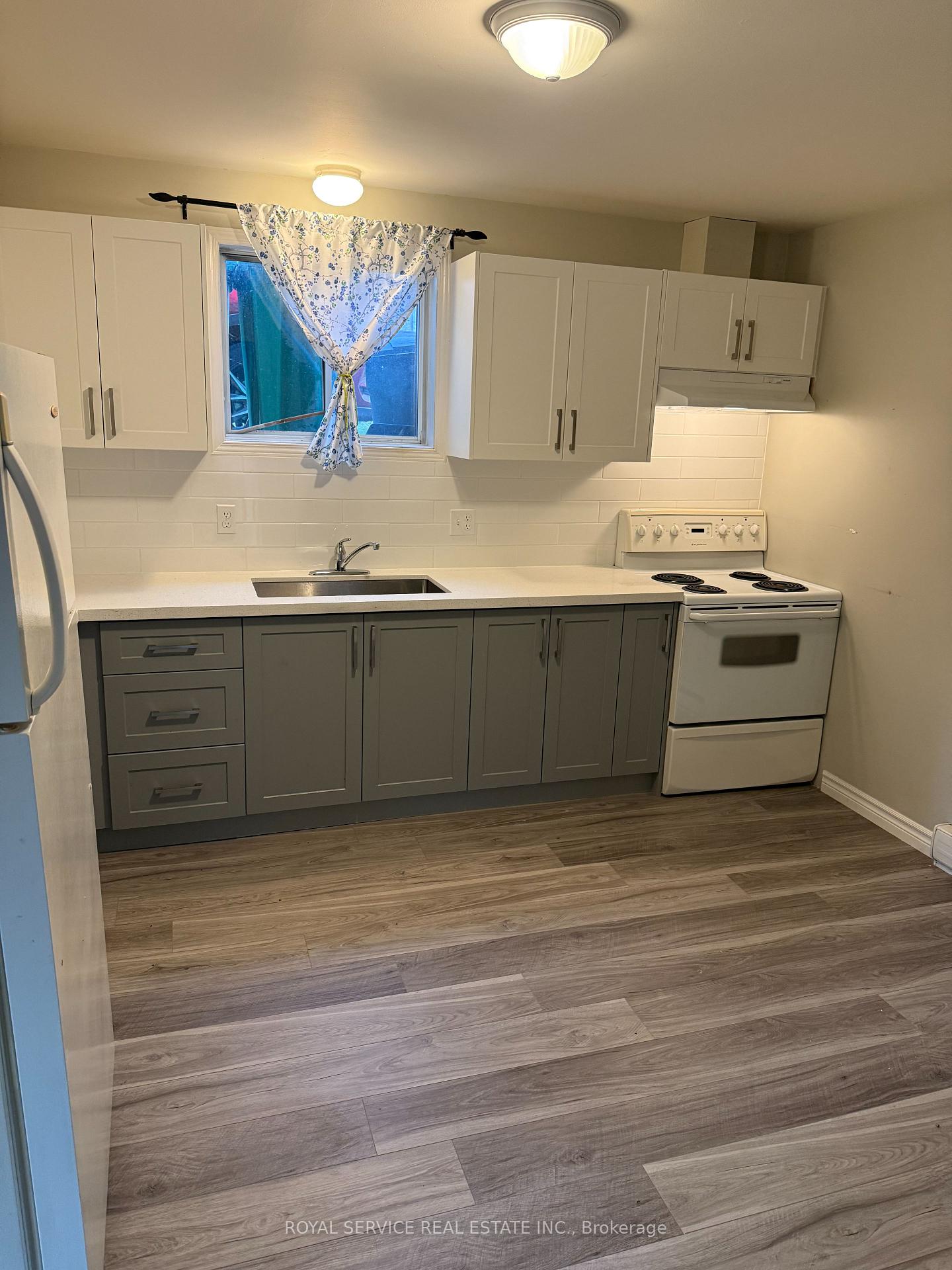 Photo 1 of Unit 1, 602 Park Street N, Peterborough, Town Ward 3 — HOMEH