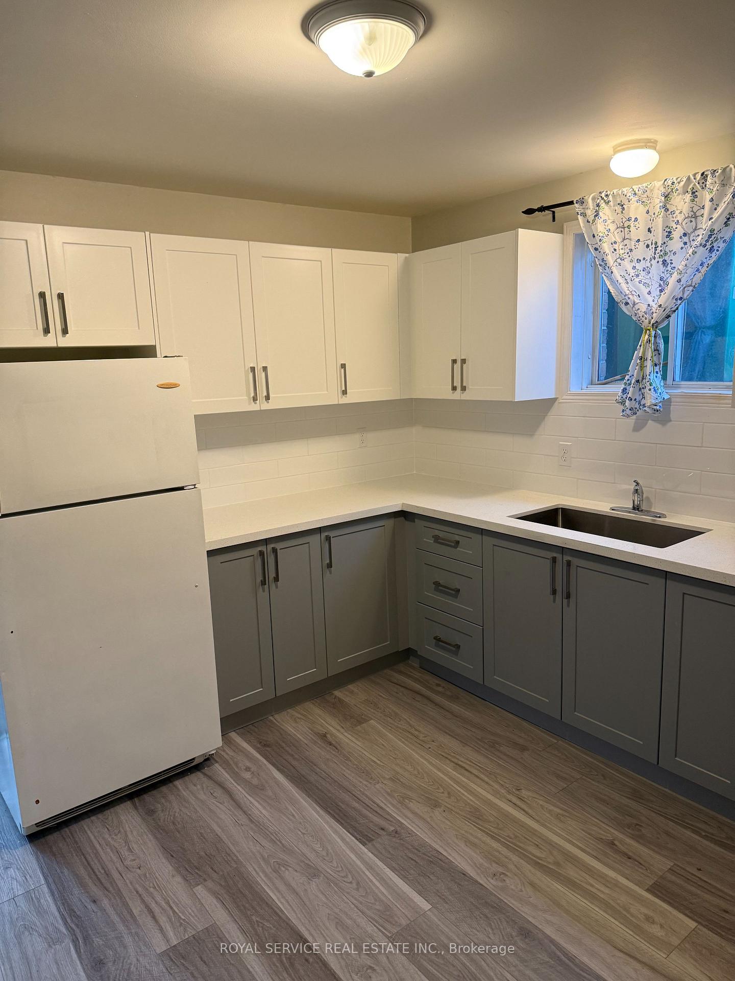 Photo 3 of Unit 1, 602 Park Street N, Peterborough, Town Ward 3 — HOMEH
