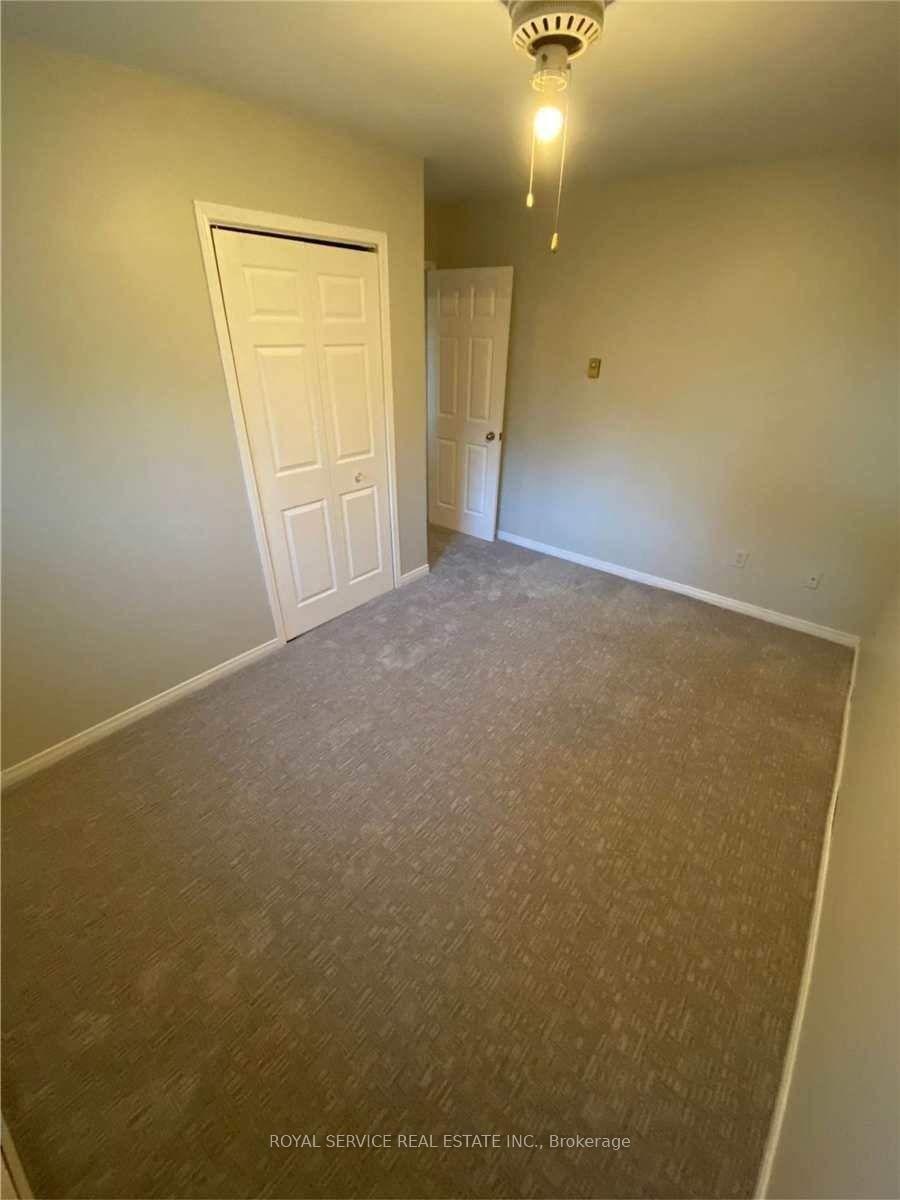 Photo 7 of Unit 1, 602 Park Street N, Peterborough, Town Ward 3 — HOMEH