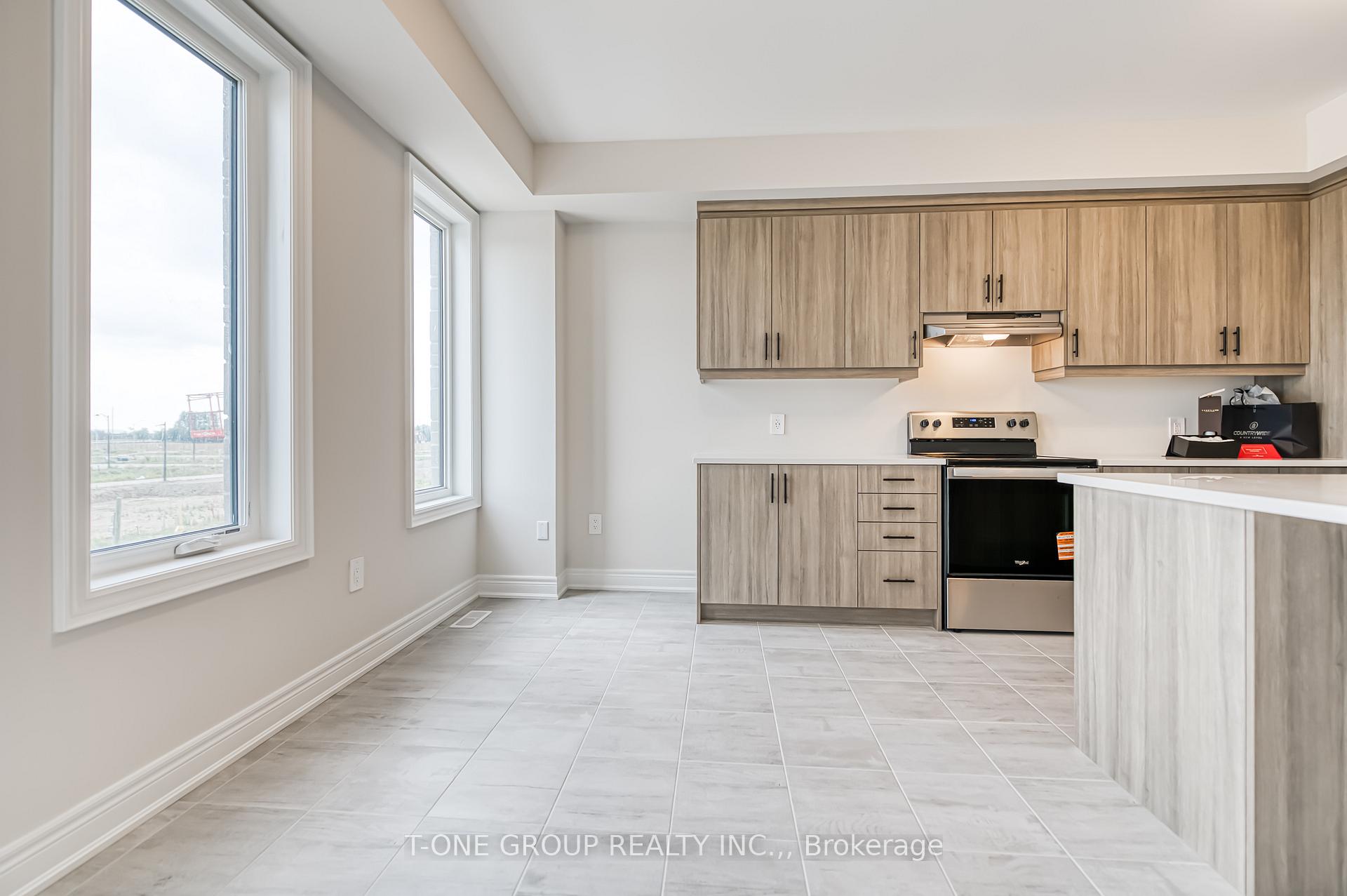 Photo 25 of 54 Selina Rose Street, Markham, Rural Markham — HOMEH