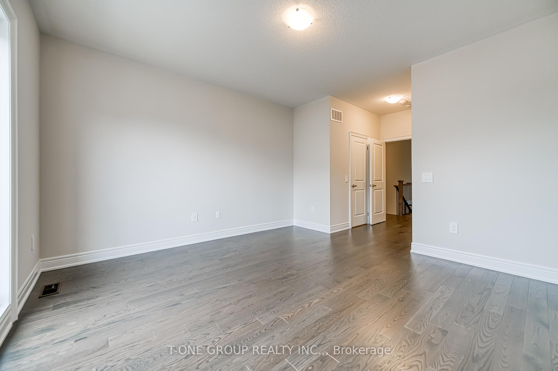 Photo 33 of 54 Selina Rose Street, Markham, Rural Markham — HOMEH