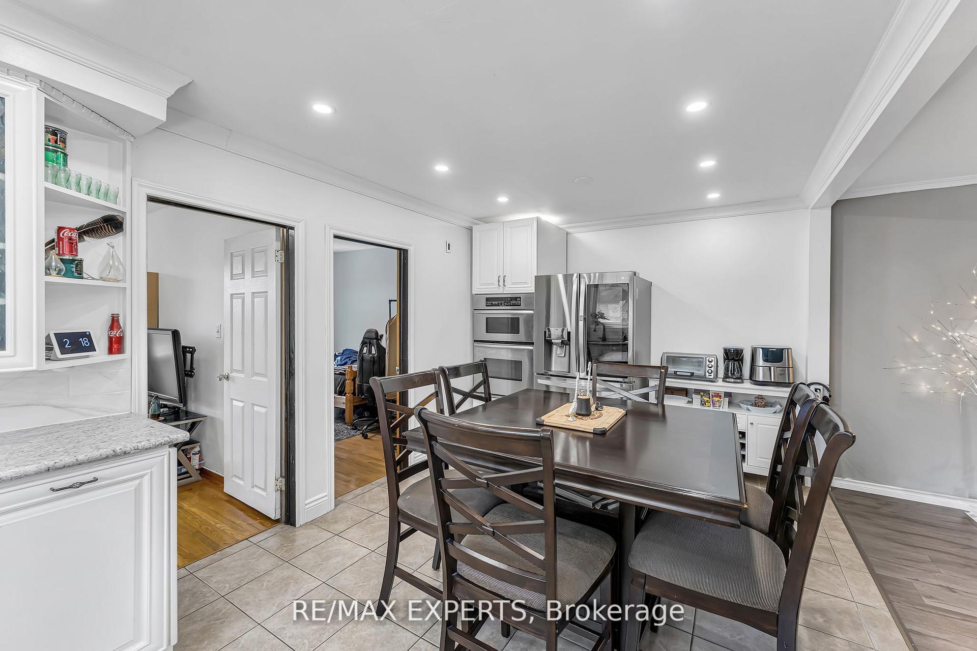 Photo 14 of 81 Hagar Avenue, Toronto, Rockcliffe-Smythe — HOMEH