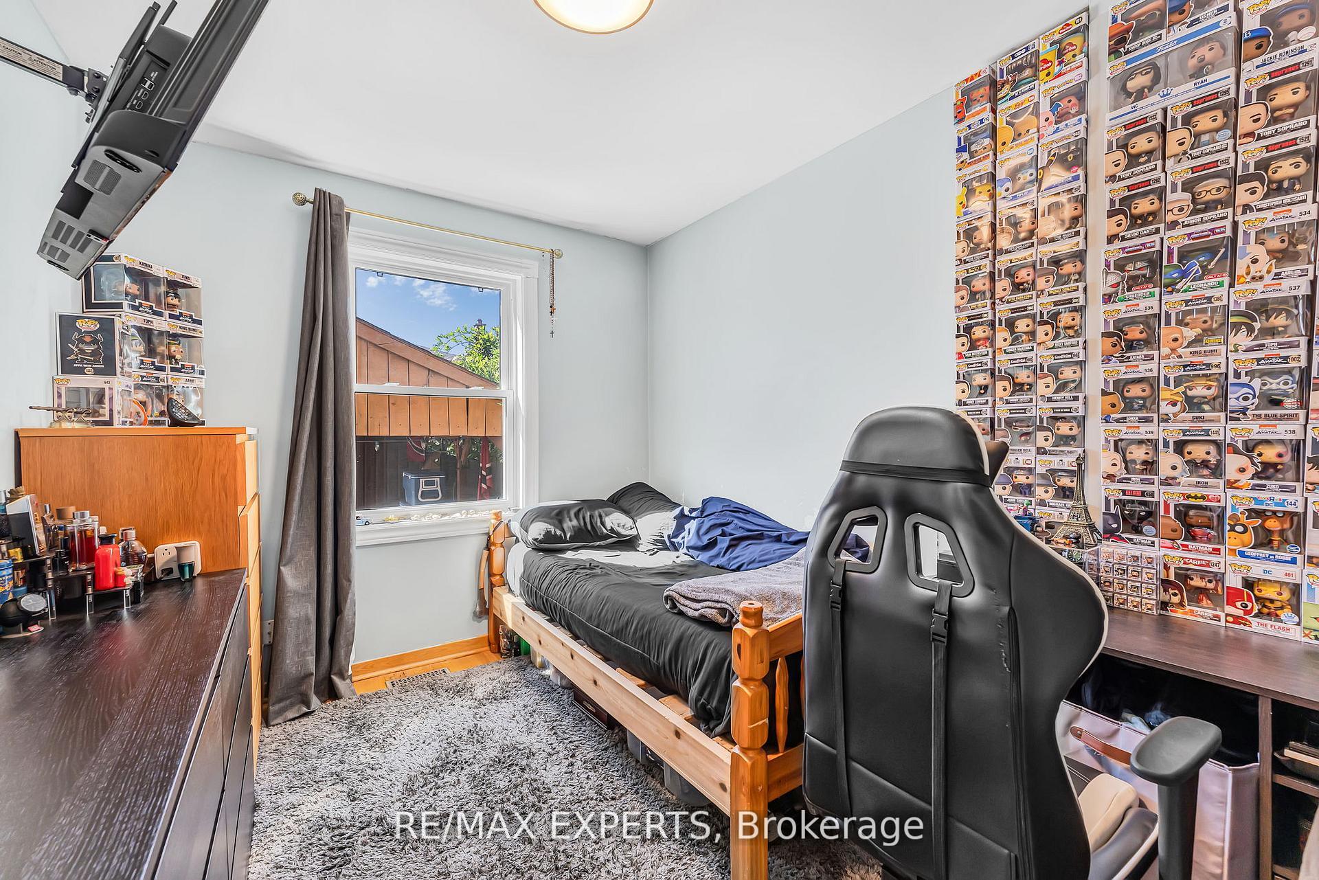 Photo 18 of 81 Hagar Avenue, Toronto, Rockcliffe-Smythe — HOMEH