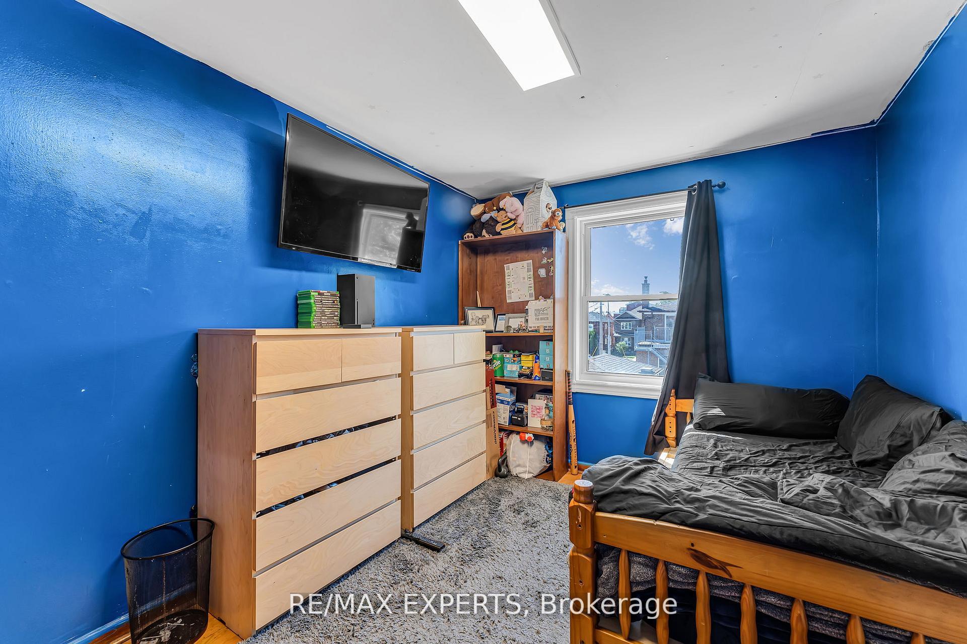Photo 27 of 81 Hagar Avenue, Toronto, Rockcliffe-Smythe — HOMEH