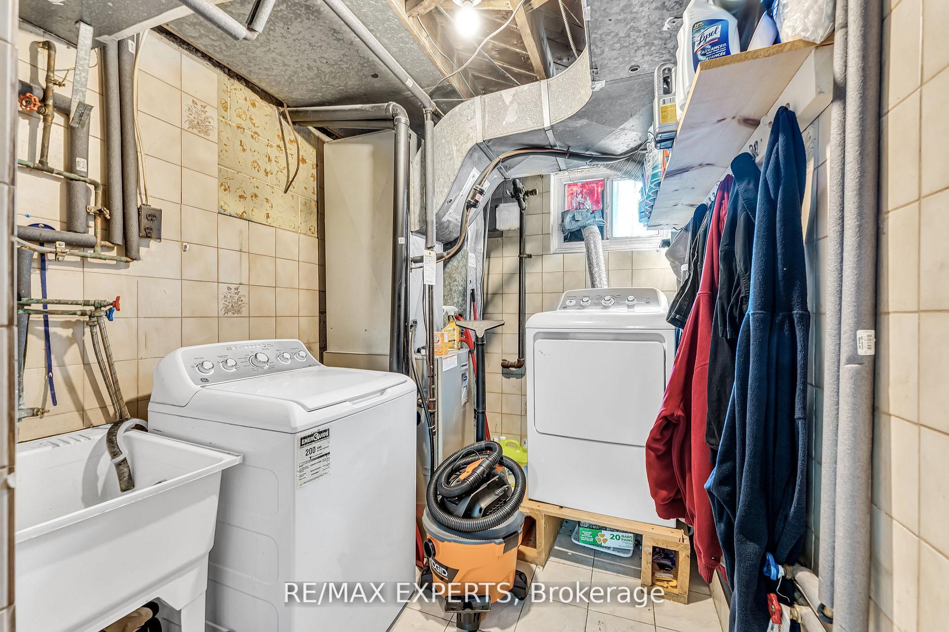 Photo 44 of 81 Hagar Avenue, Toronto, Rockcliffe-Smythe — HOMEH