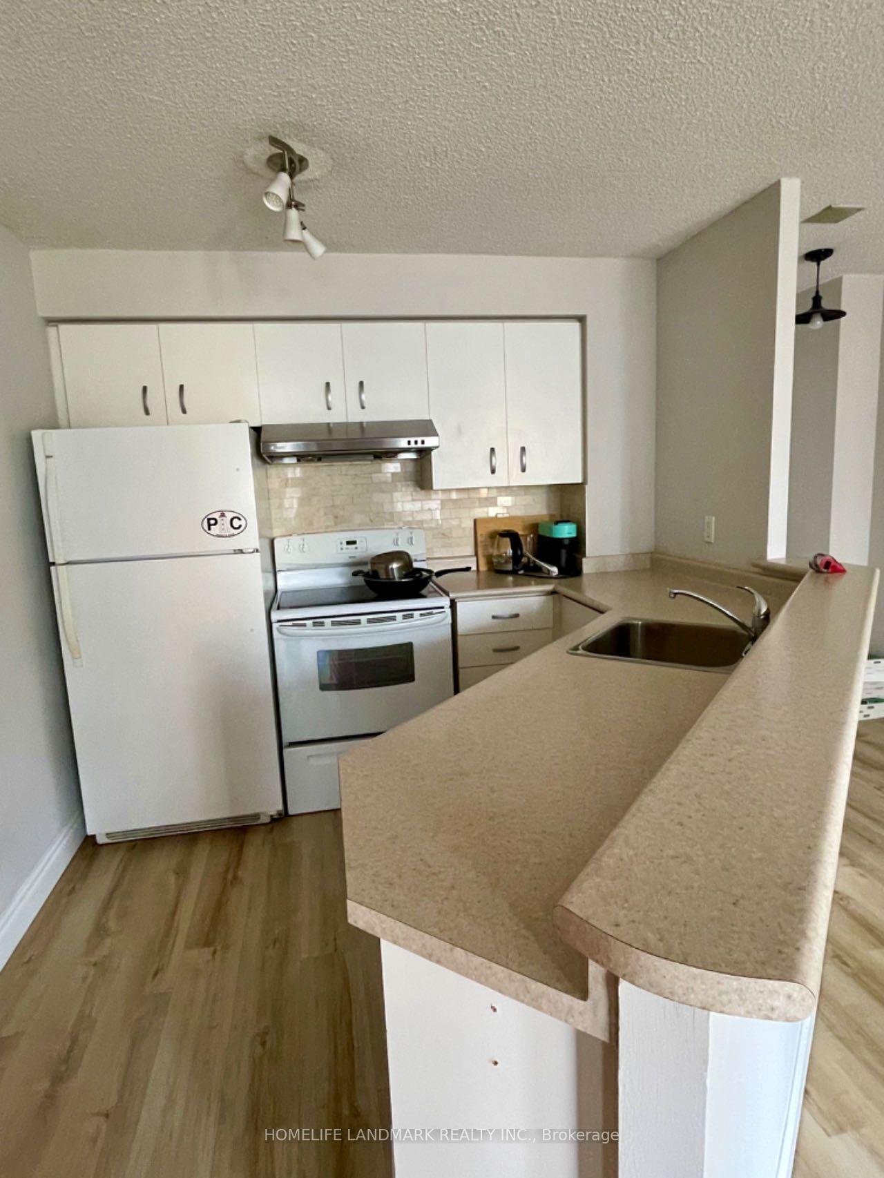 Photo 6 of Unit 1002, 25 Grenville Street, Toronto, Bay Street Corridor — HOMEH