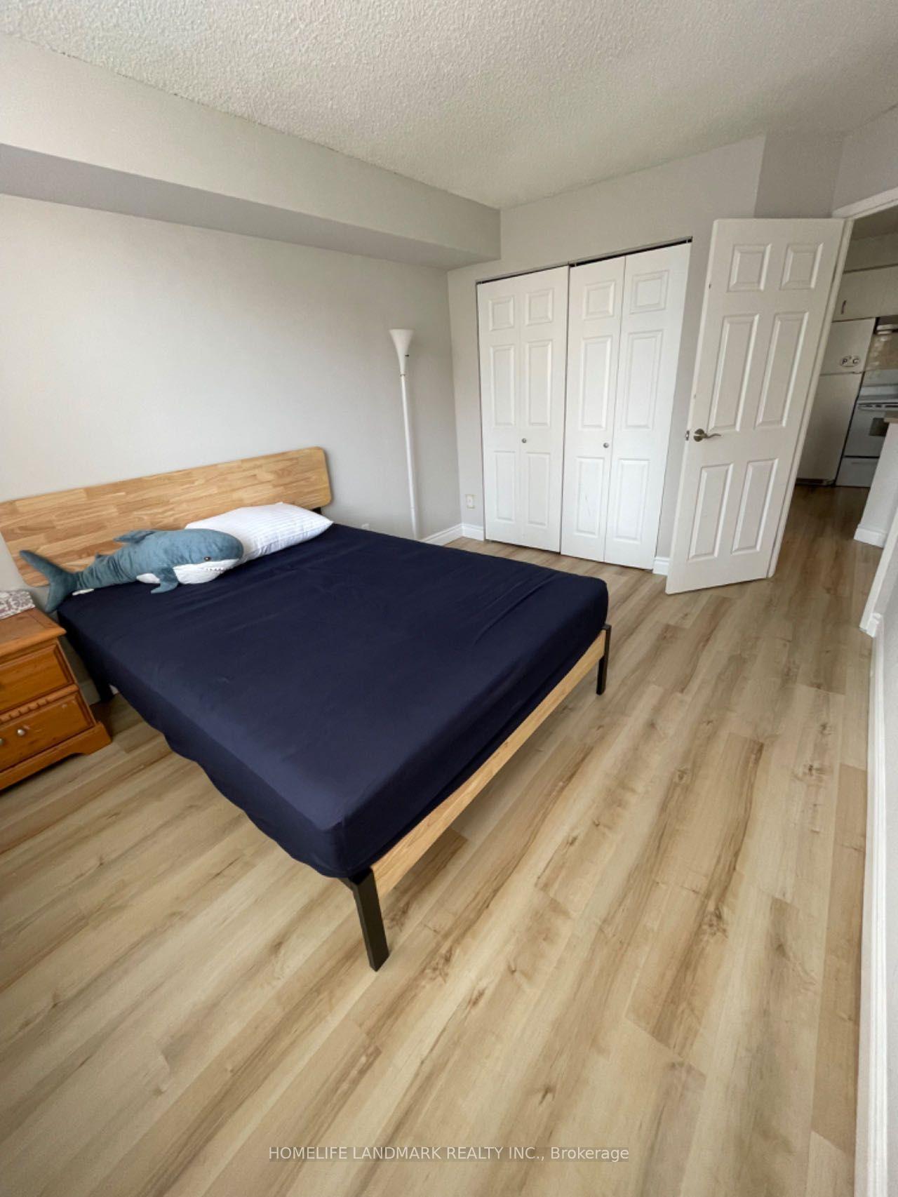 Photo 7 of Unit 1002, 25 Grenville Street, Toronto, Bay Street Corridor — HOMEH