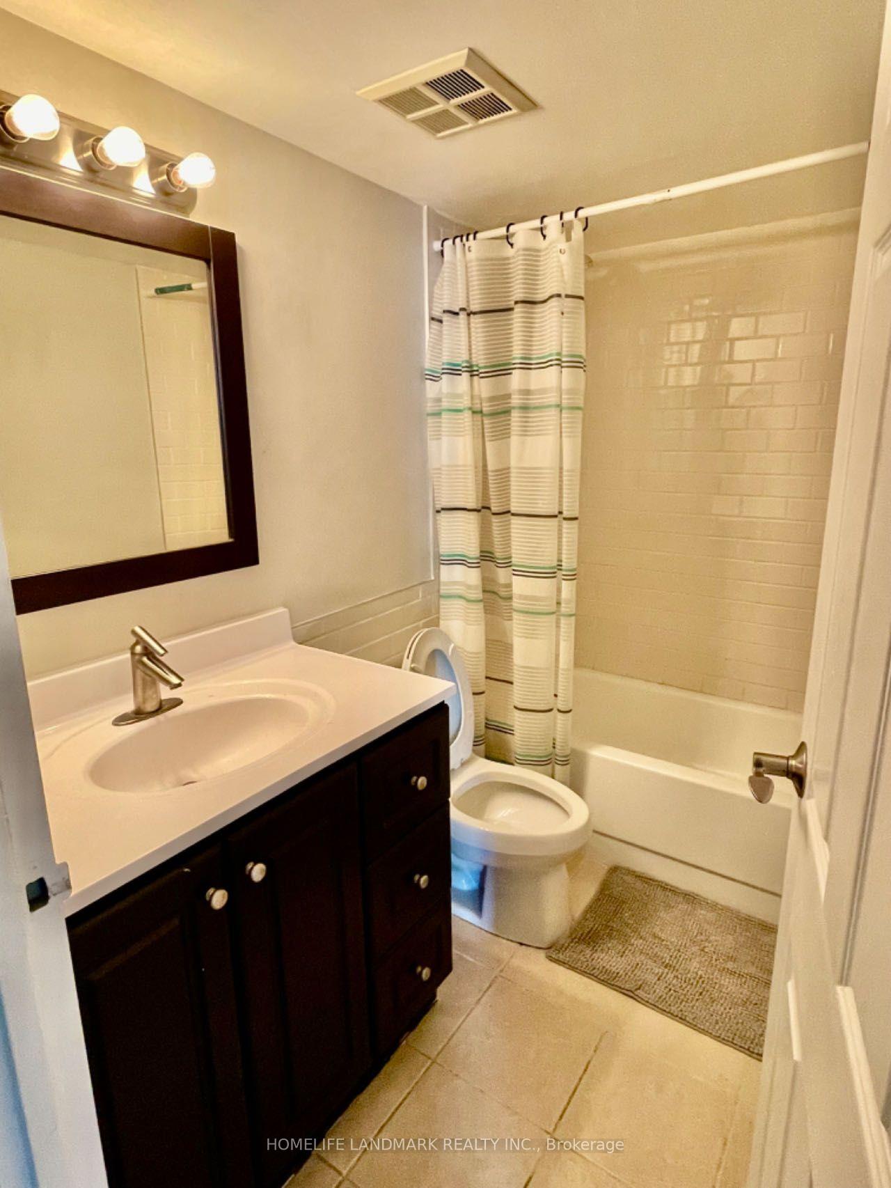 Photo 9 of Unit 1002, 25 Grenville Street, Toronto, Bay Street Corridor — HOMEH