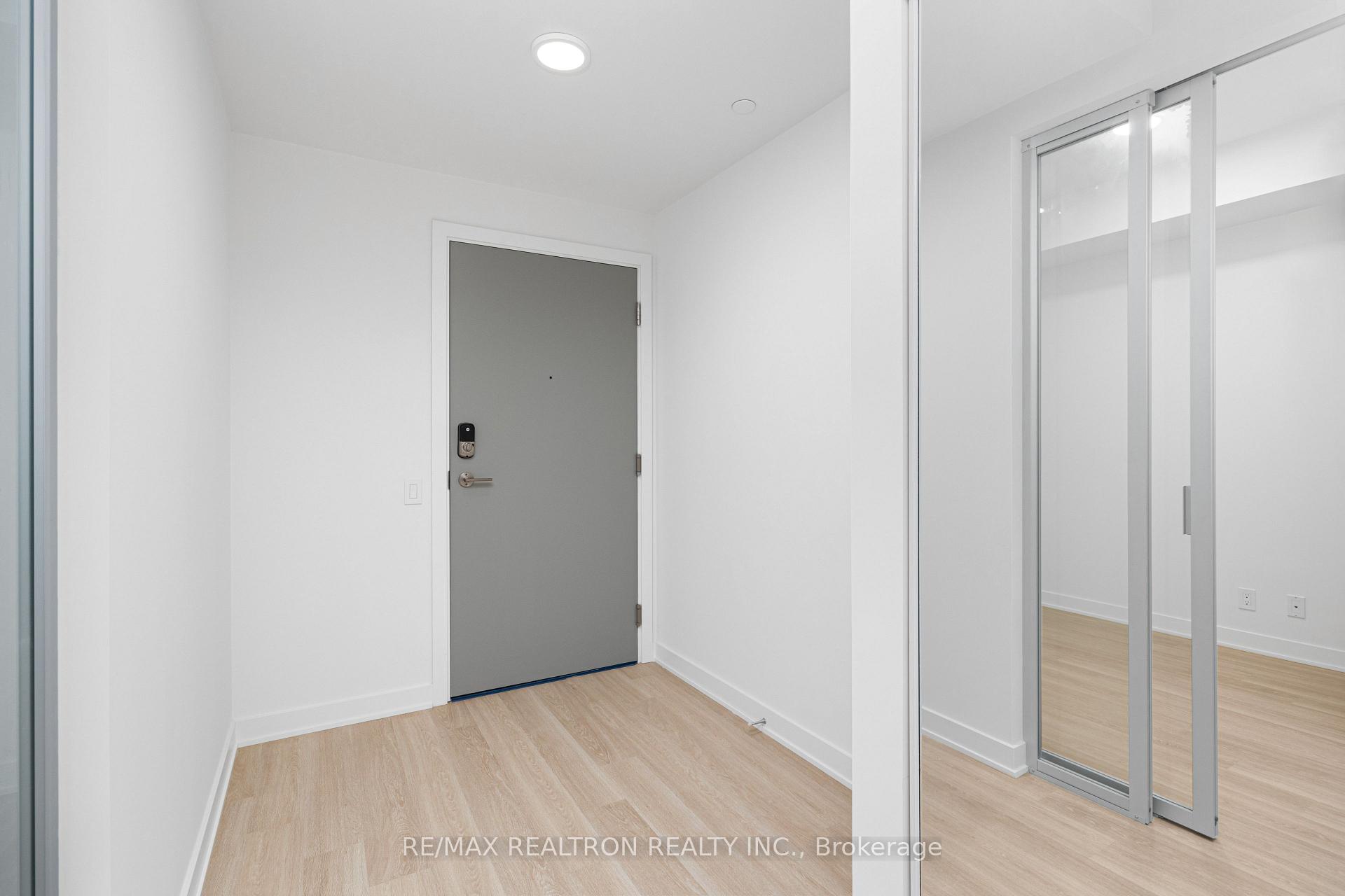 Photo 1 of Unit A-620, 30 Upper Mall Way, Vaughan, Brownridge — HOMEH