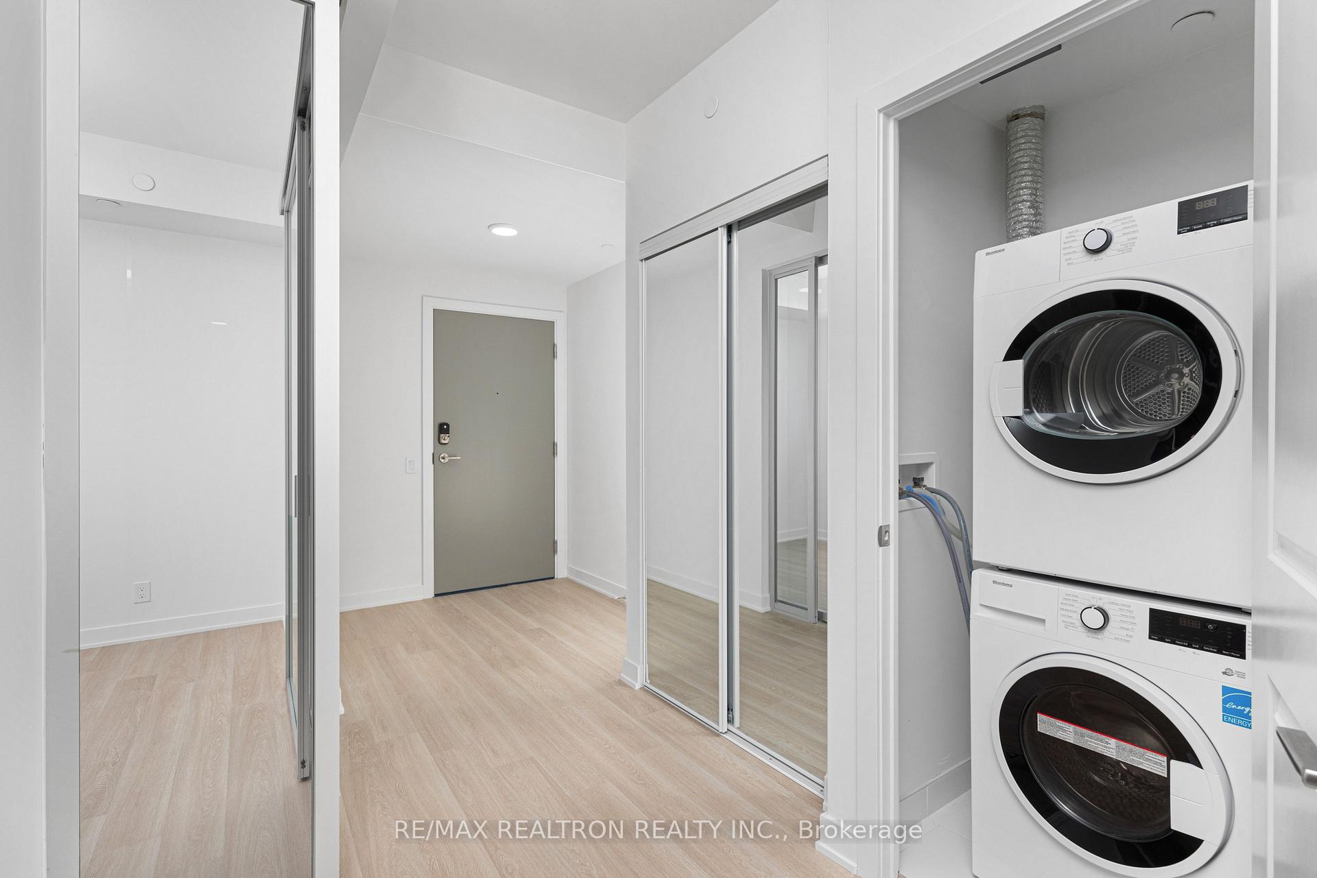 Photo 26 of Unit A-620, 30 Upper Mall Way, Vaughan, Brownridge — HOMEH