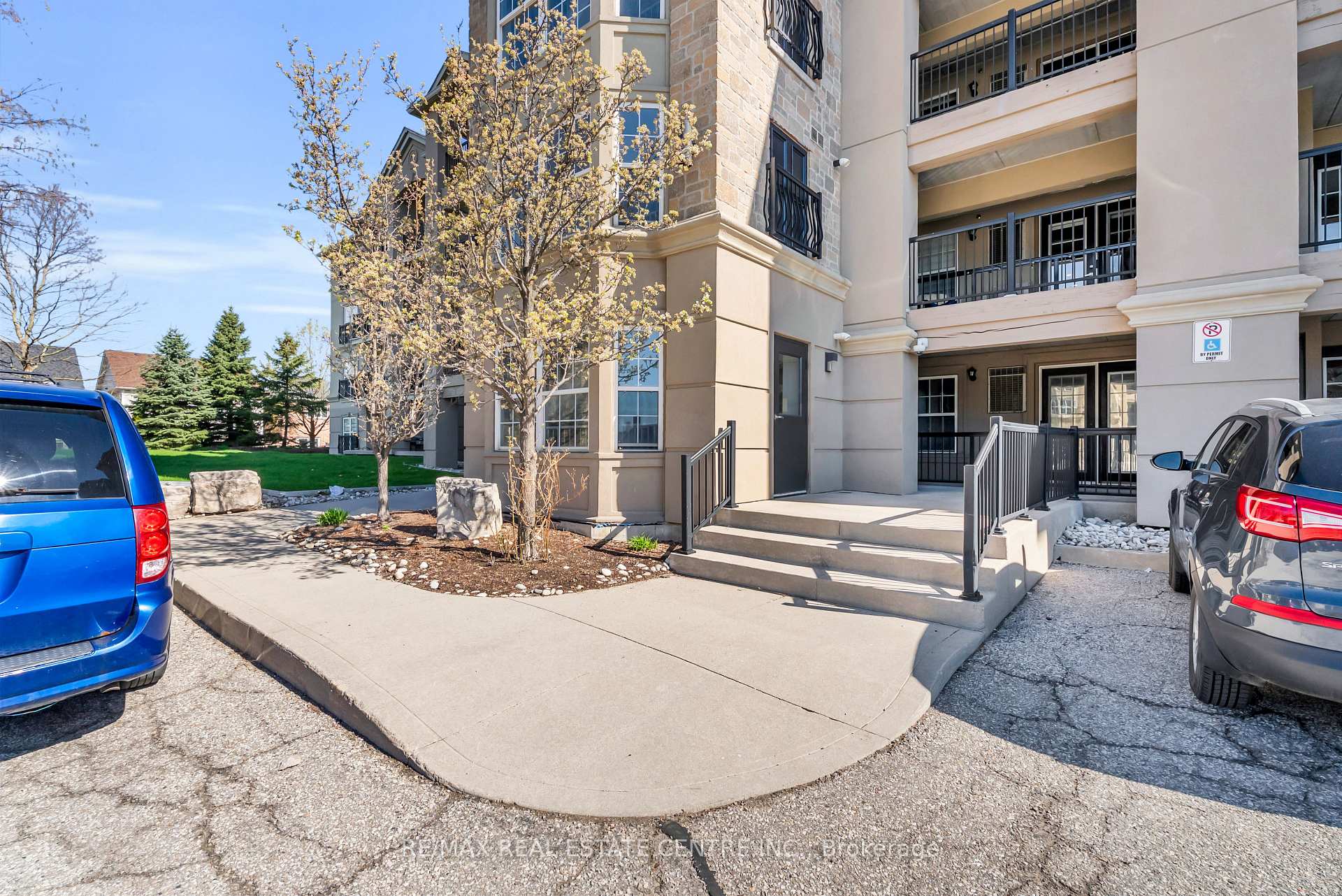 Photo 4 of Unit 102, 1479 Maple Avenue, Milton, Dempsey — HOMEH