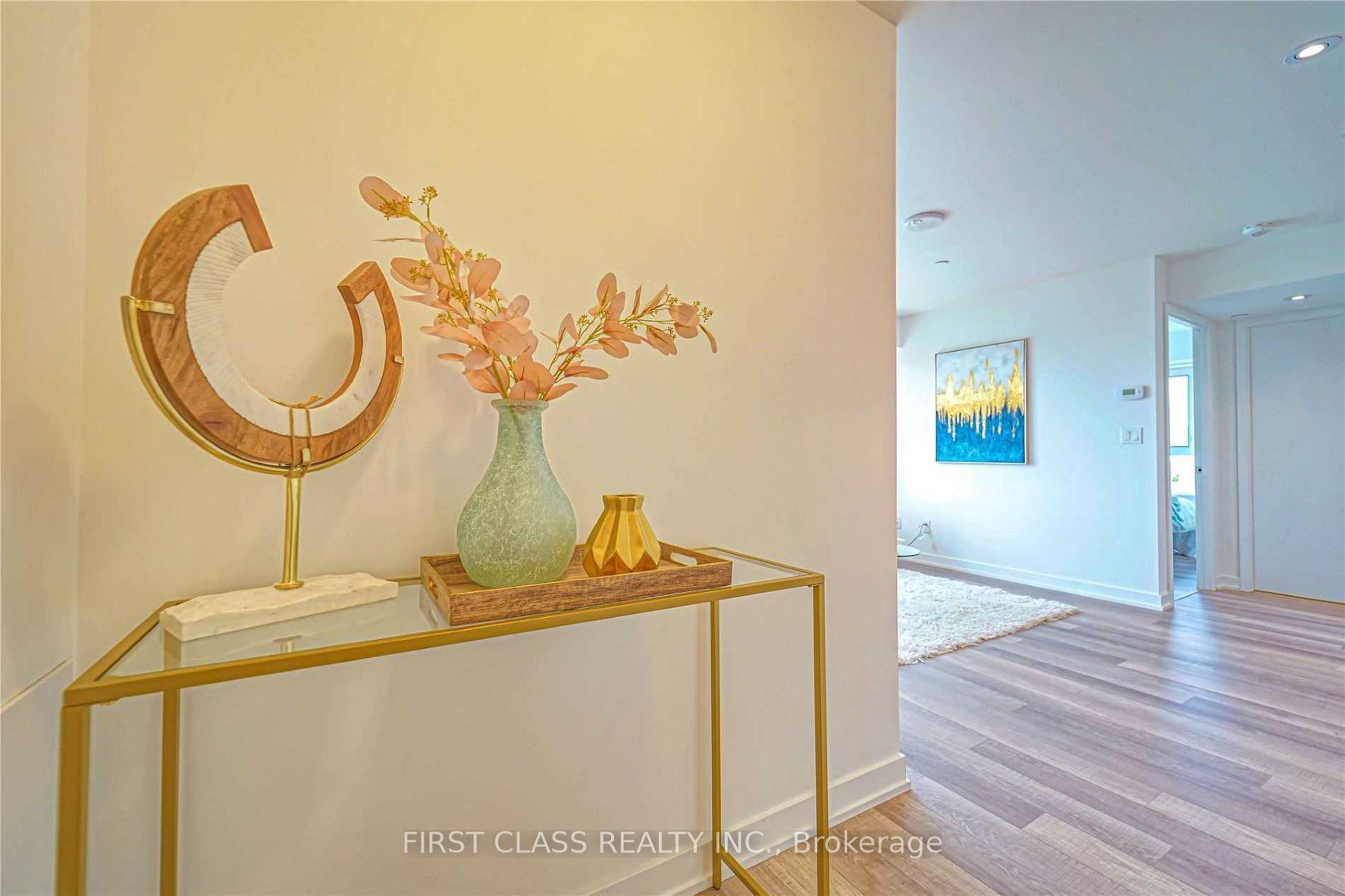 Photo 6 of Unit 805, 181 Huron Street, Toronto, University — HOMEH
