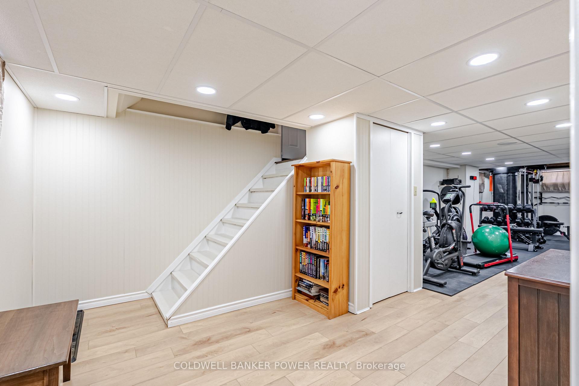 Photo 20 of 468 Jellicoe Crescent, London, South K — HOMEH