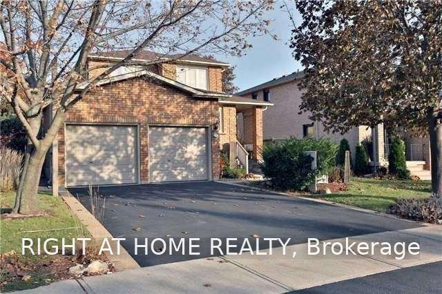 Photo 1 of 96 Howell Road, Oakville, River Oaks — HOMEH