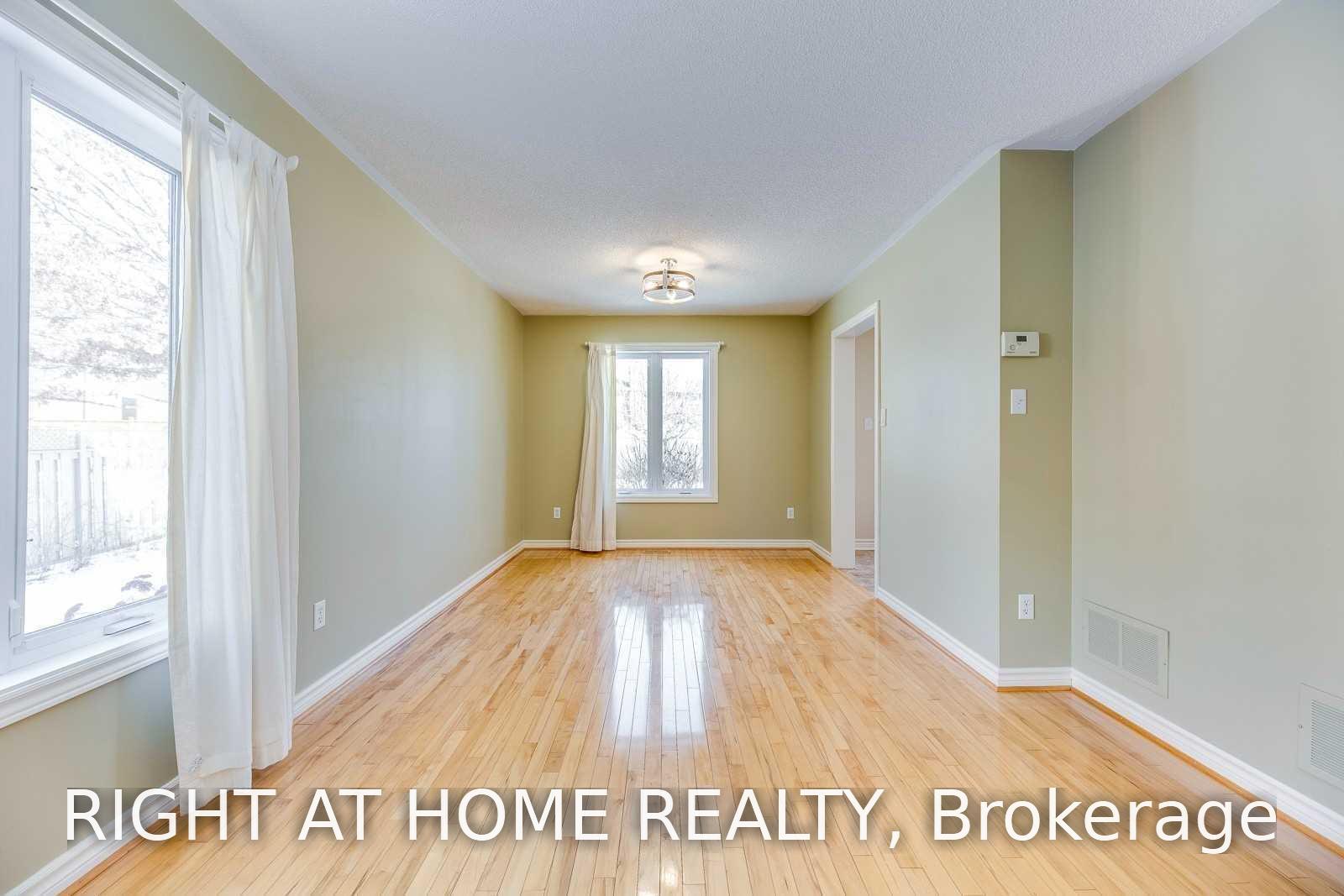 Photo 9 of 96 Howell Road, Oakville, River Oaks — HOMEH