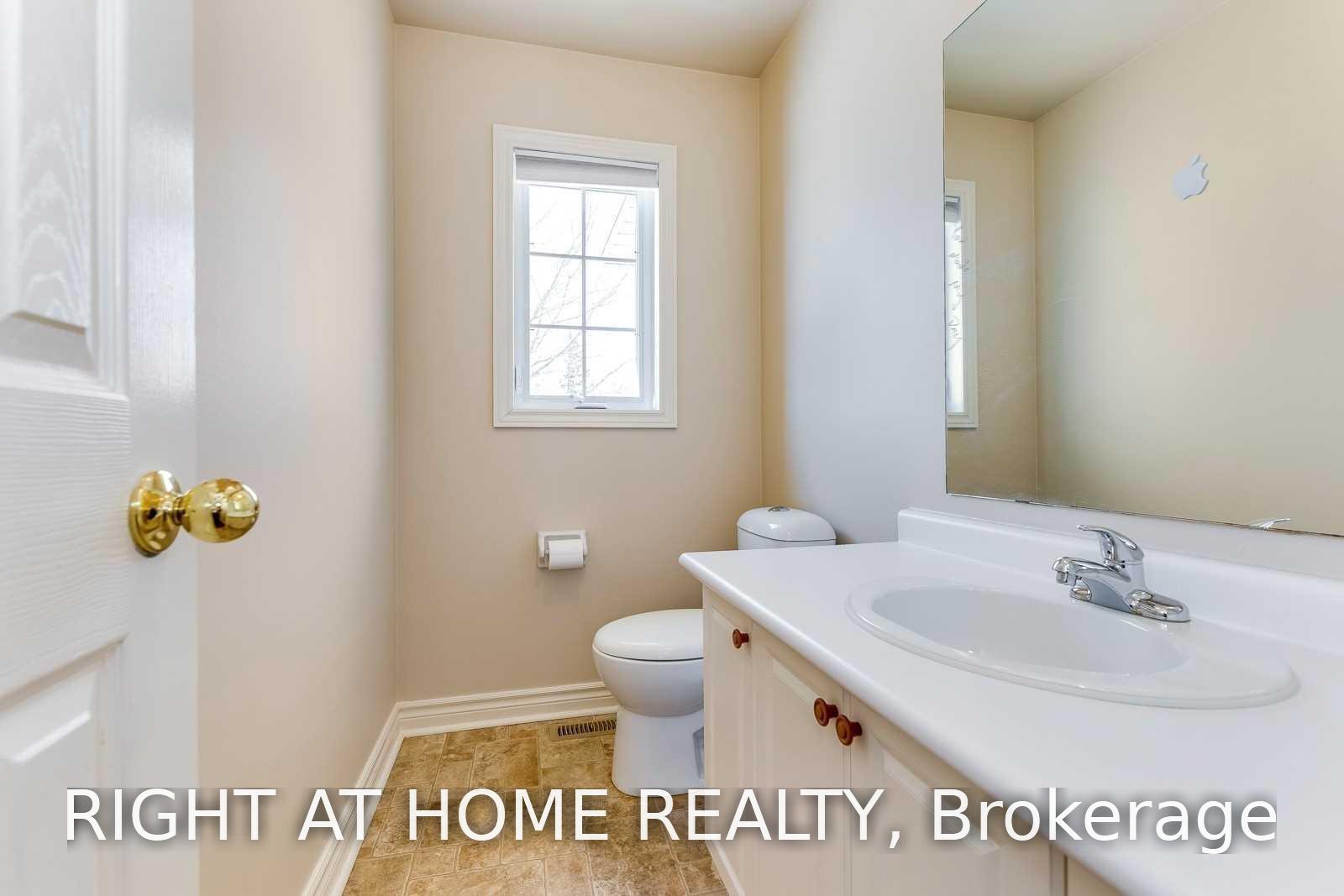 Photo 17 of 96 Howell Road, Oakville, River Oaks — HOMEH