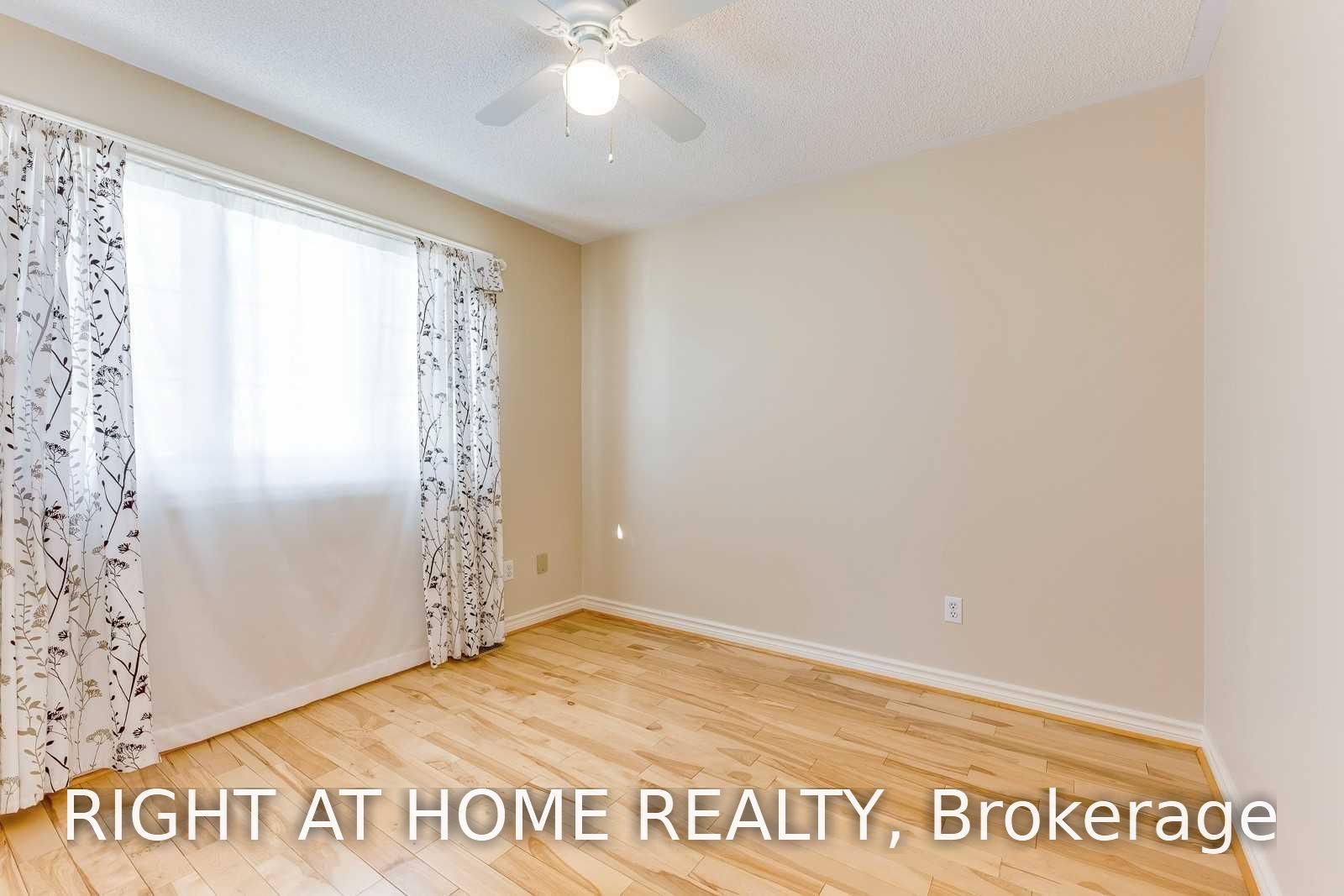 Photo 18 of 96 Howell Road, Oakville, River Oaks — HOMEH