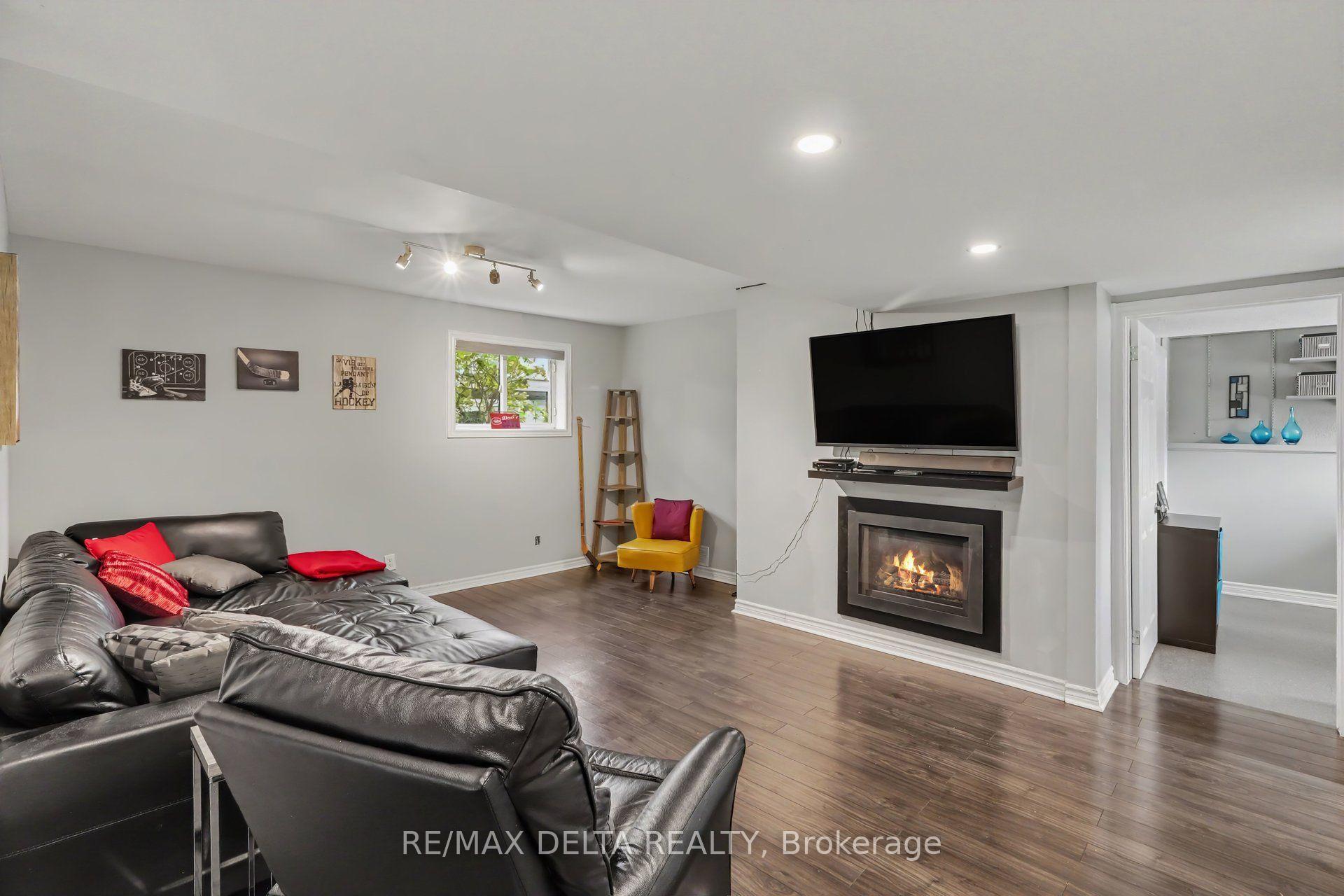 Photo 23 of 331 Roxdale Avenue, Ottawa, Bilberry Creek/Queenswood Heights — HOMEH