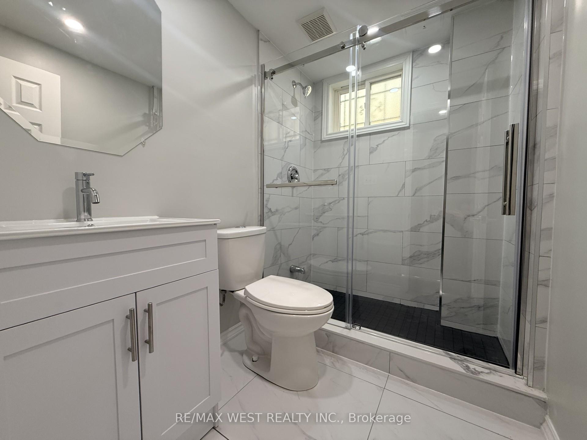 Photo 13 of 941 Stainton Drive, Mississauga, Erindale — HOMEH