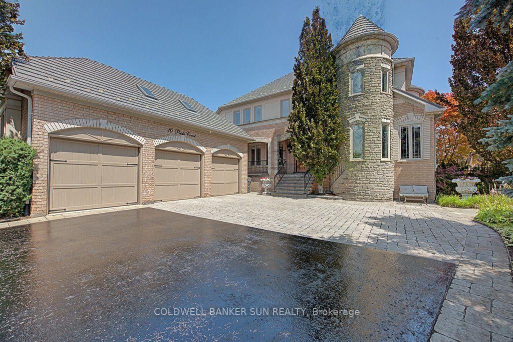Photo 3 of 10 Pride Court, Brampton, Credit Valley — HOMEH