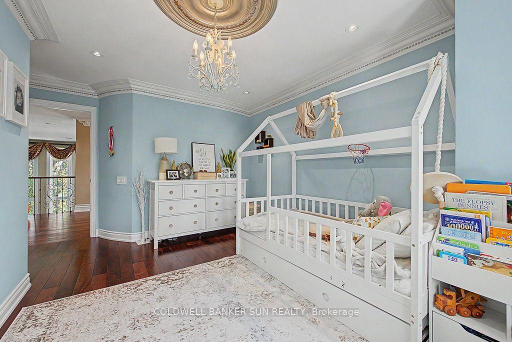 Photo 32 of 10 Pride Court, Brampton, Credit Valley — HOMEH