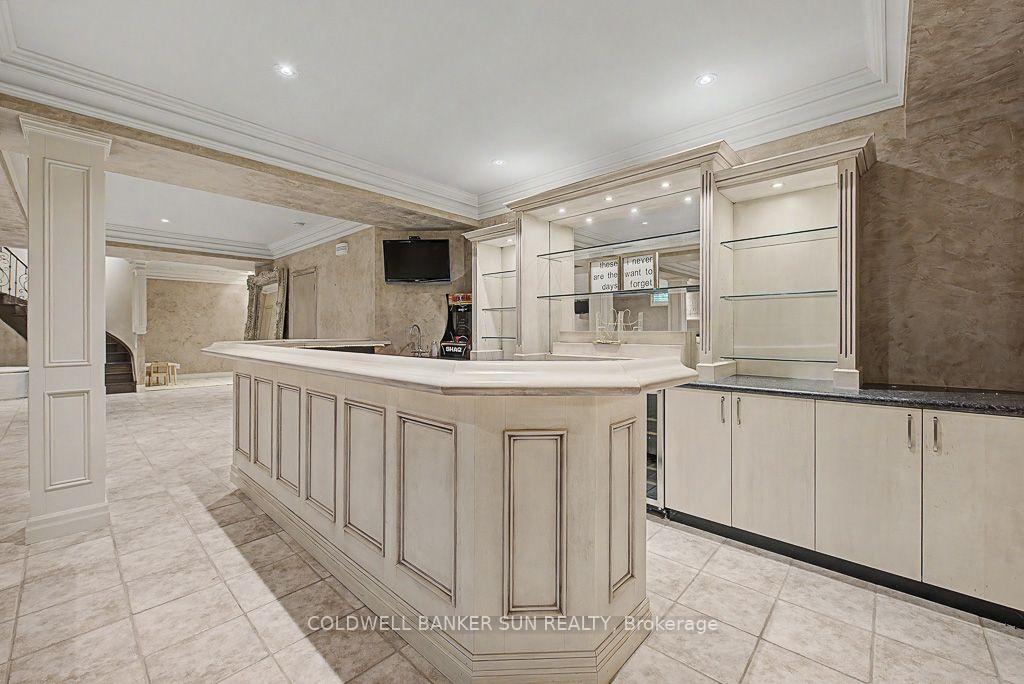 Photo 41 of 10 Pride Court, Brampton, Credit Valley — HOMEH