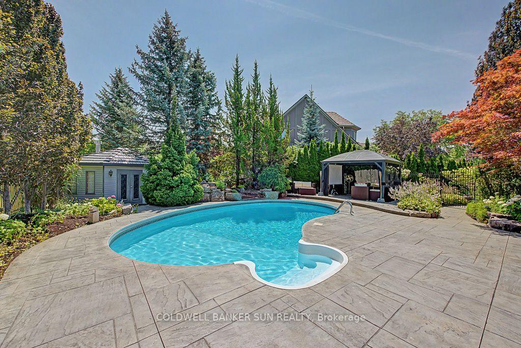 Photo 43 of 10 Pride Court, Brampton, Credit Valley — HOMEH