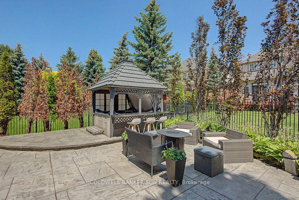Photo 45 of 10 Pride Court, Brampton, Credit Valley — HOMEH