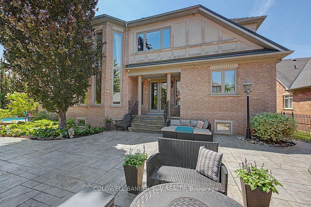 Photo 47 of 10 Pride Court, Brampton, Credit Valley — HOMEH