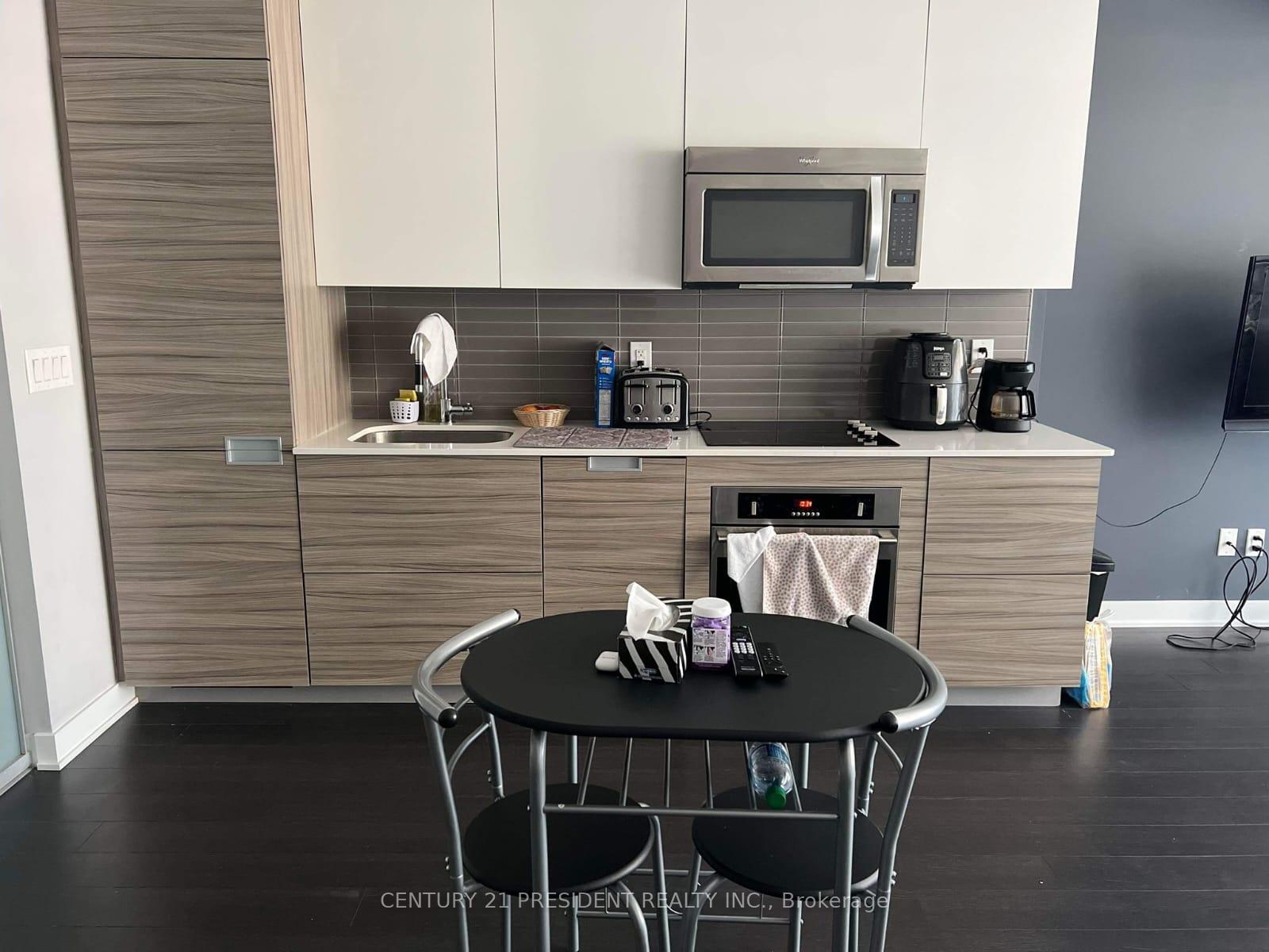 Photo 2 of Unit 706, 210 Simcoe Street, Toronto, Kensington-Chinatown — HOMEH