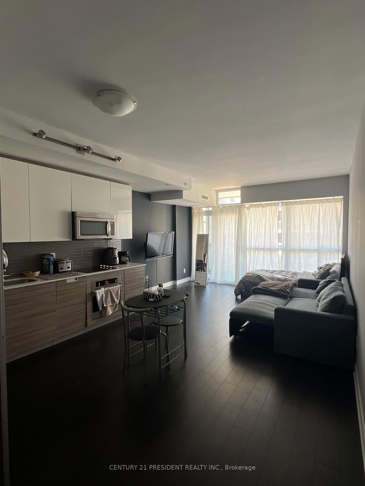 Photo 4 of Unit 706, 210 Simcoe Street, Toronto, Kensington-Chinatown — HOMEH