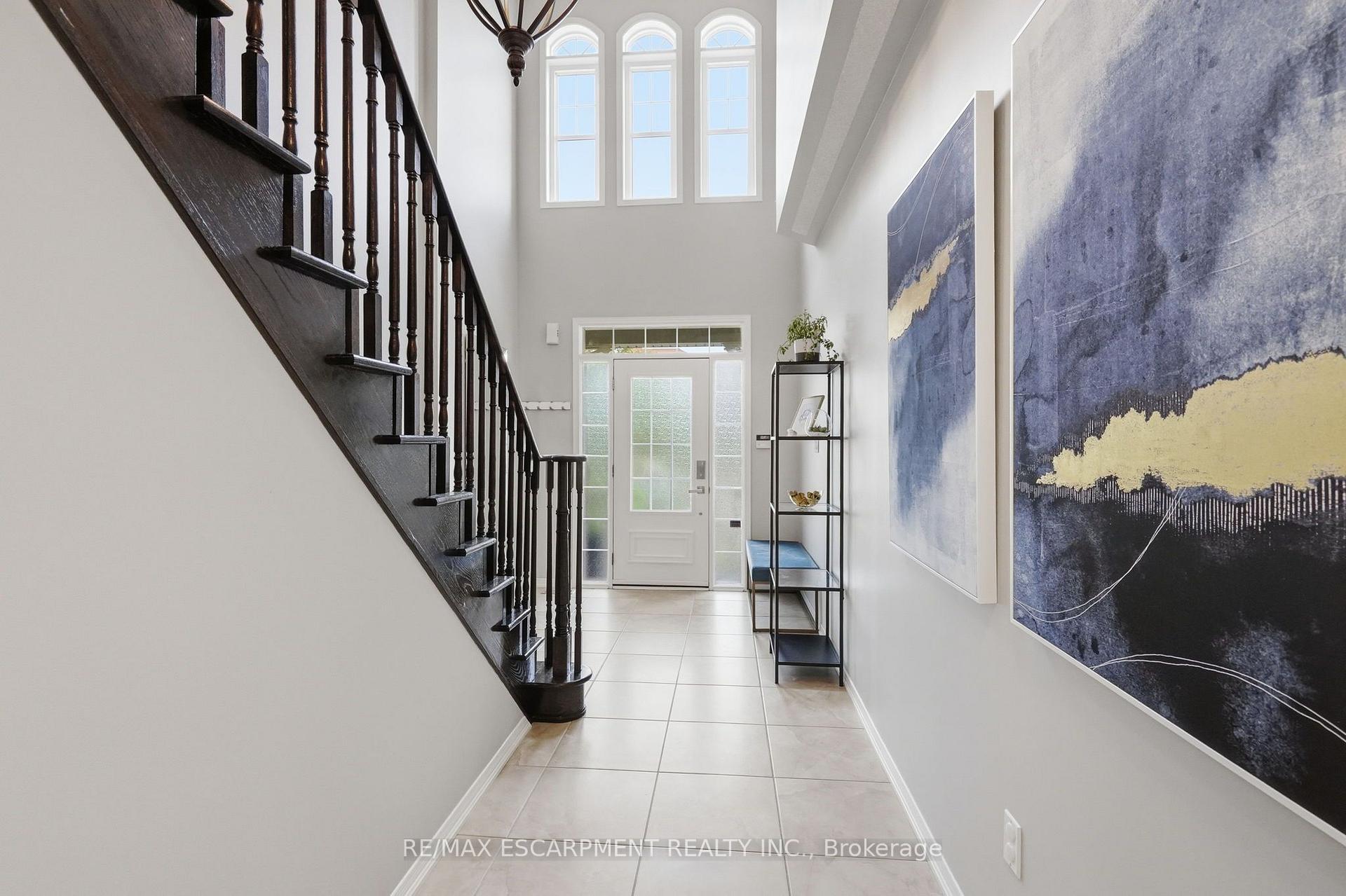 Photo 17 of 221 Nisbet Boulevard, Hamilton, Waterdown — HOMEH