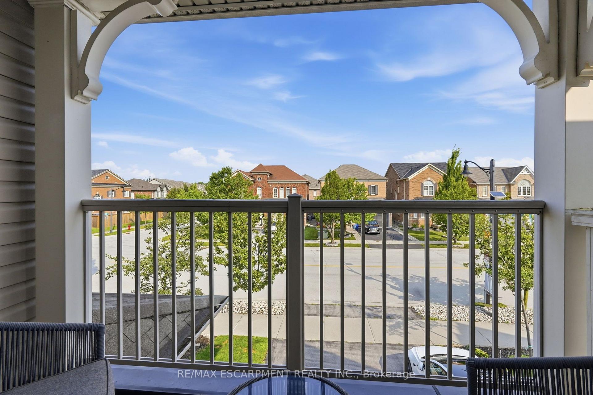 Photo 22 of 221 Nisbet Boulevard, Hamilton, Waterdown — HOMEH