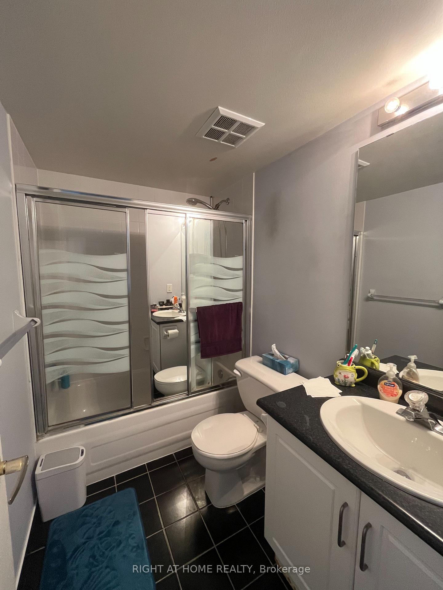 Photo 13 of Unit 906, 156 Enfield Place, Mississauga, Cooksville — HOMEH