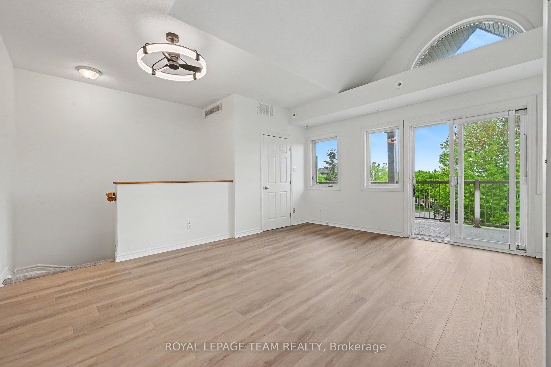 Photo 3 of Unit K, 251 Crestway Drive, Ottawa, Barrhaven East — HOMEH