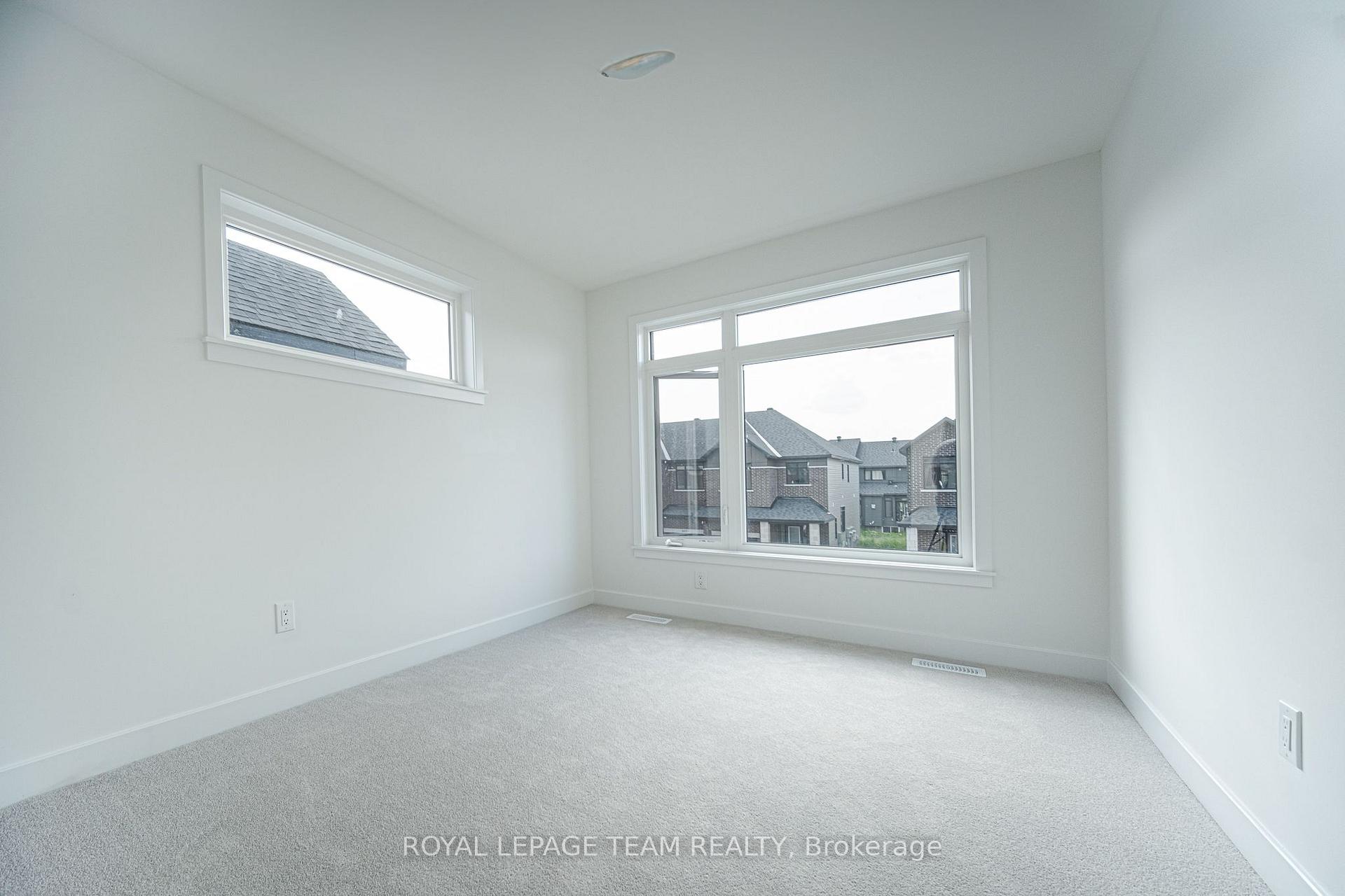 Photo 19 of 807 Mochi Circle, Ottawa, Barrhaven - Heritage Park — HOMEH