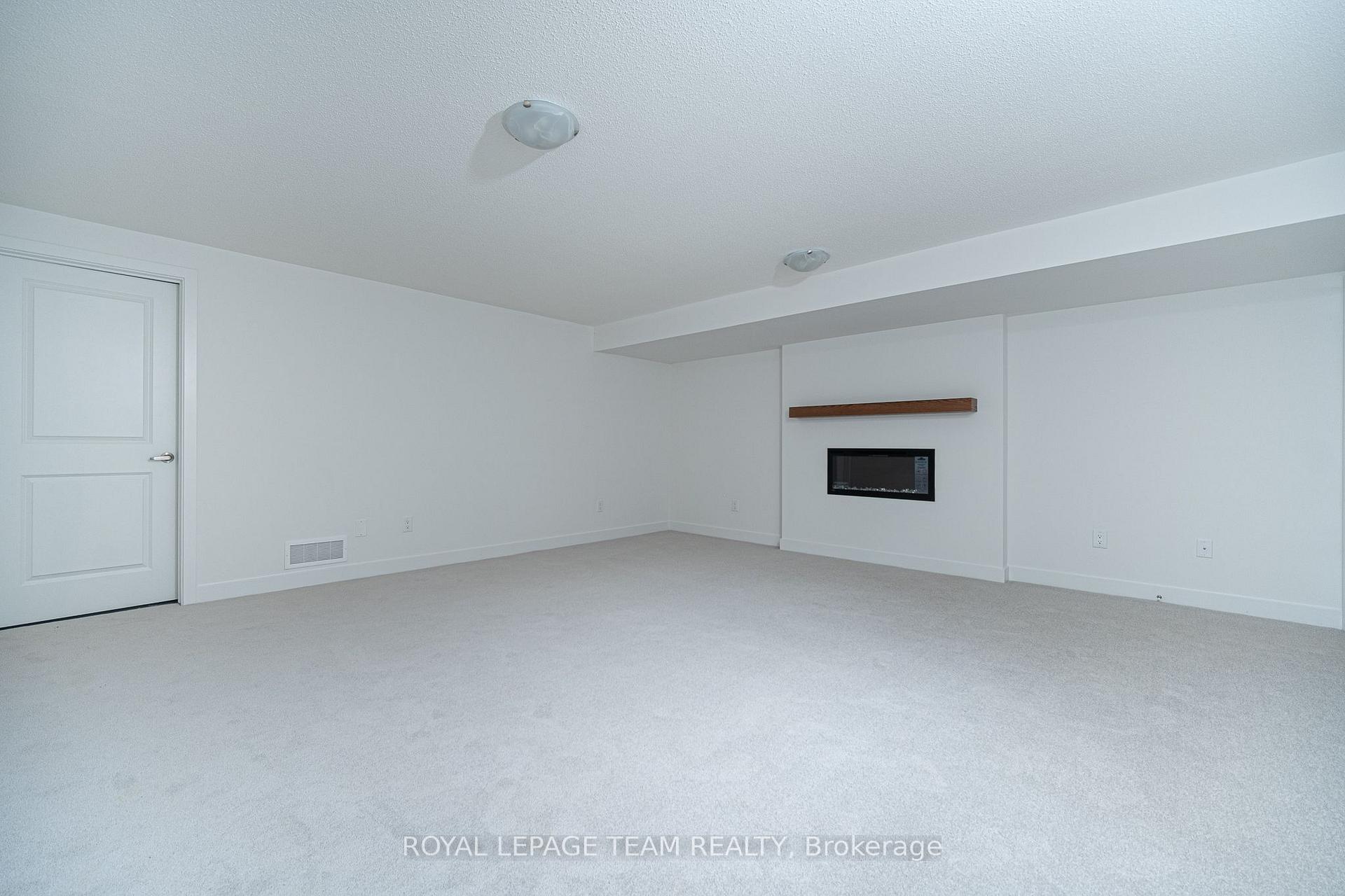 Photo 30 of 807 Mochi Circle, Ottawa, Barrhaven - Heritage Park — HOMEH