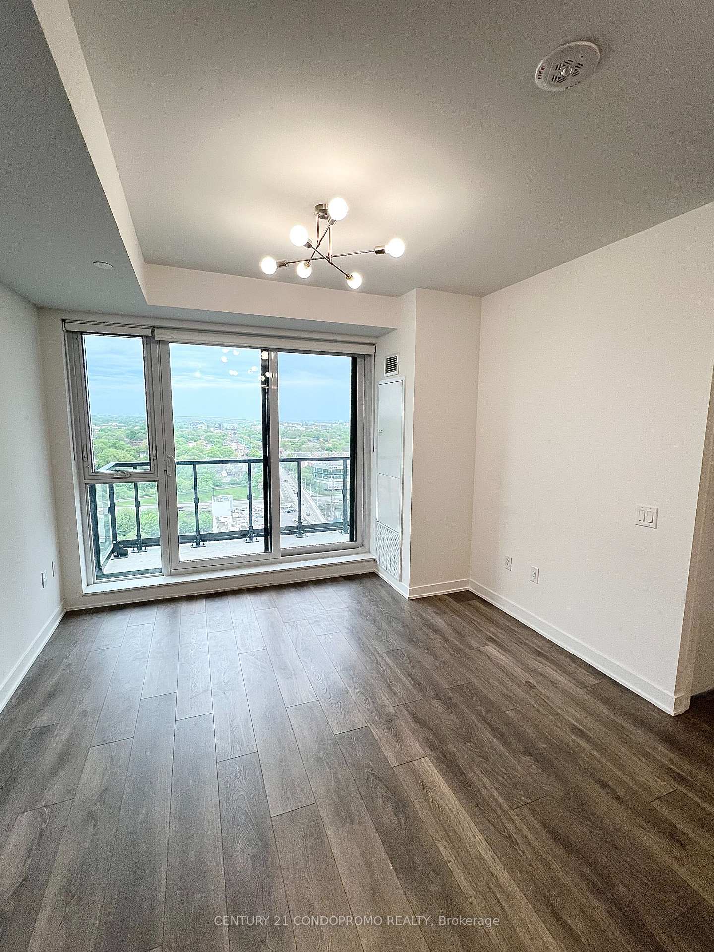 Photo 4 of Unit 1511, 130 River Street, Toronto, Regent Park — HOMEH