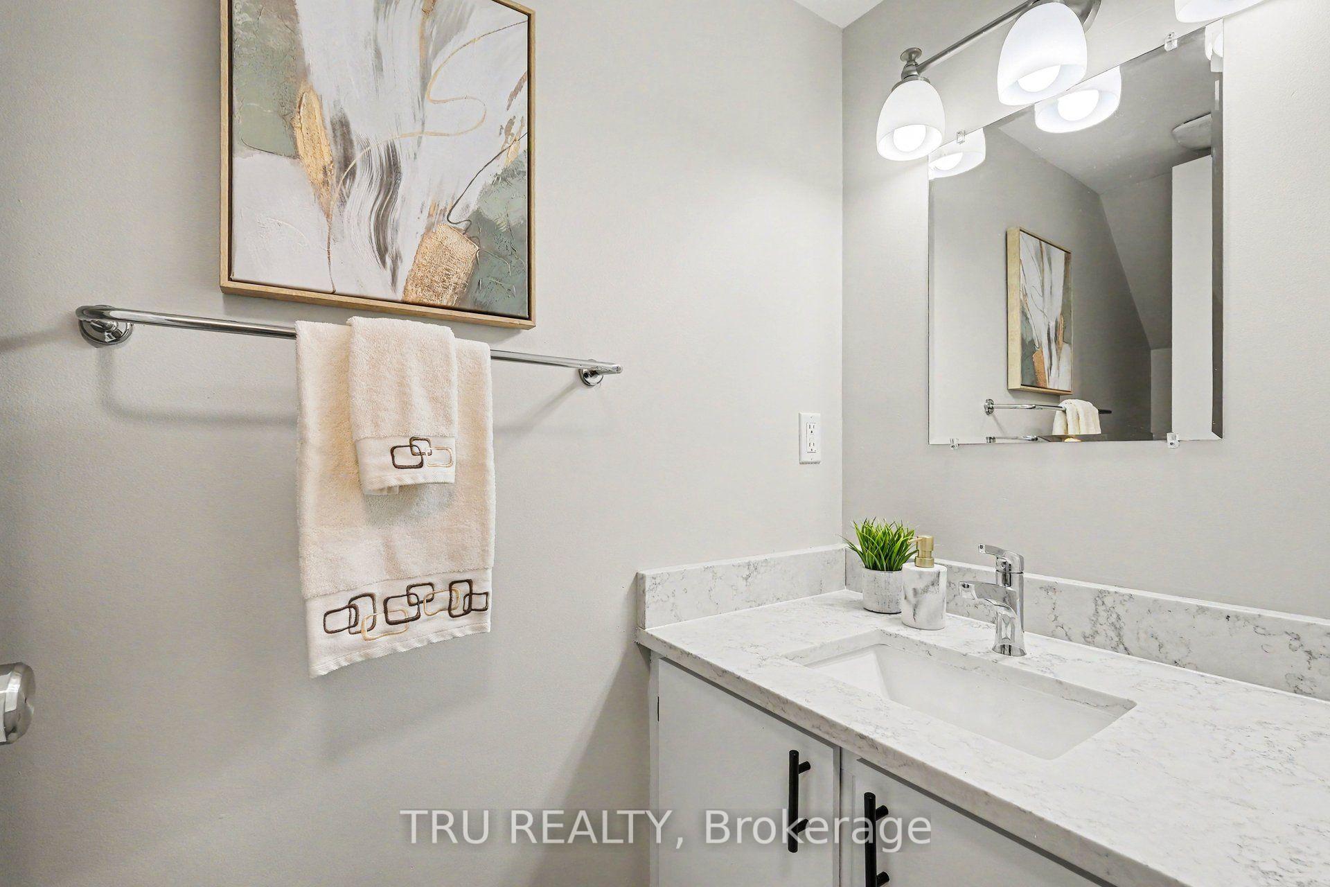 Photo 12 of Unit 8, 22 Sweetbriar Circle, Ottawa, Barrhaven - Pheasant Run — HOMEH