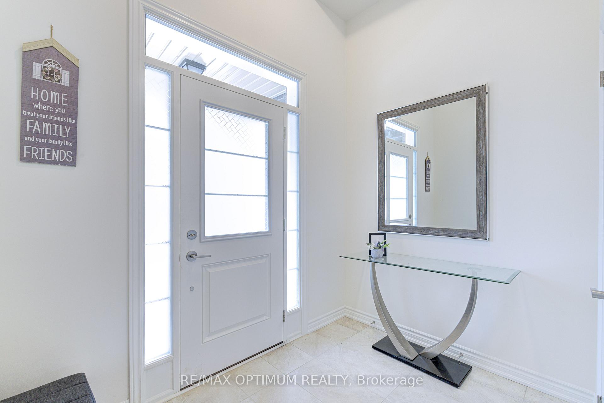 Photo 5 of 44 Bermondsey Way, Brampton, Bram West — HOMEH