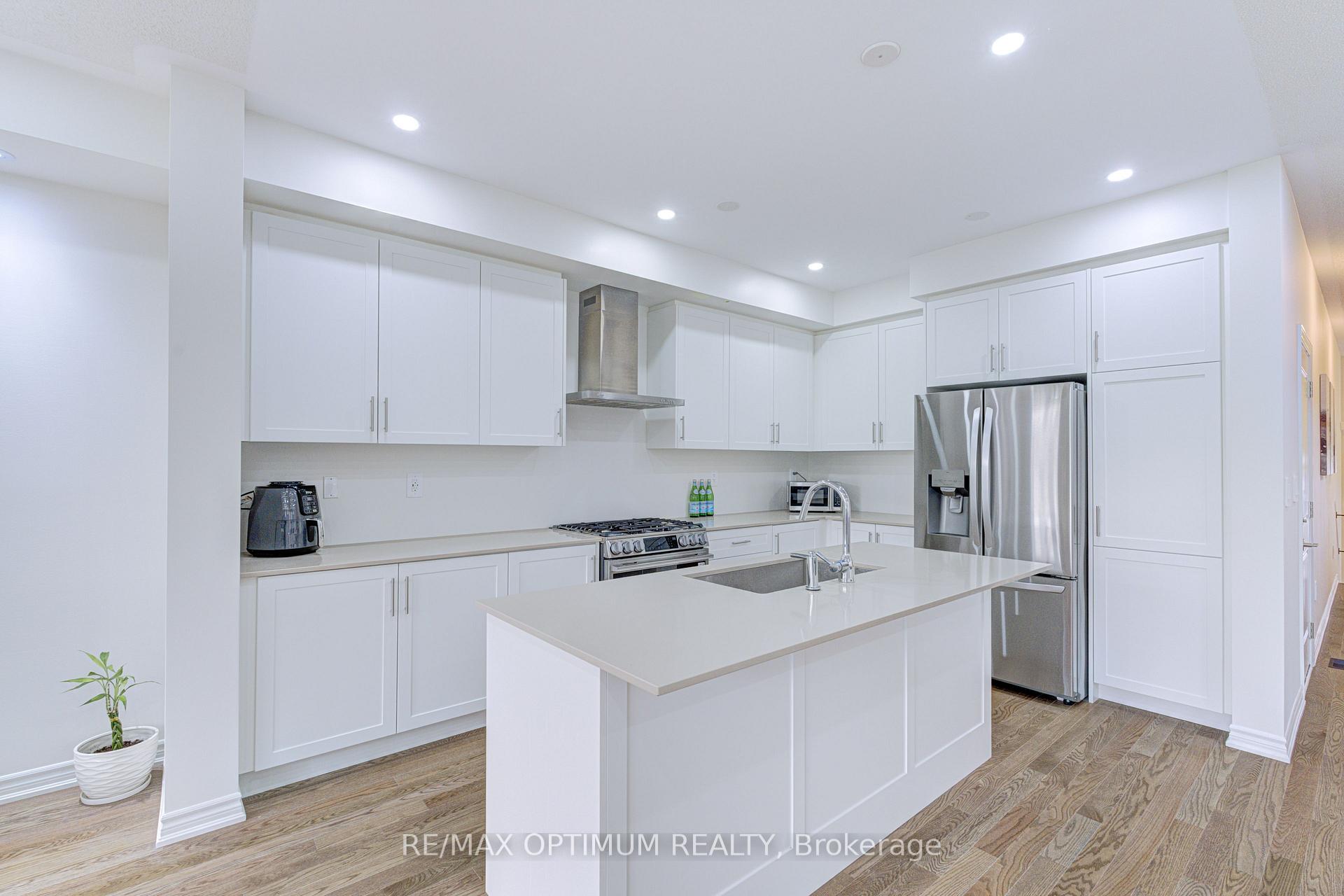 Photo 15 of 44 Bermondsey Way, Brampton, Bram West — HOMEH