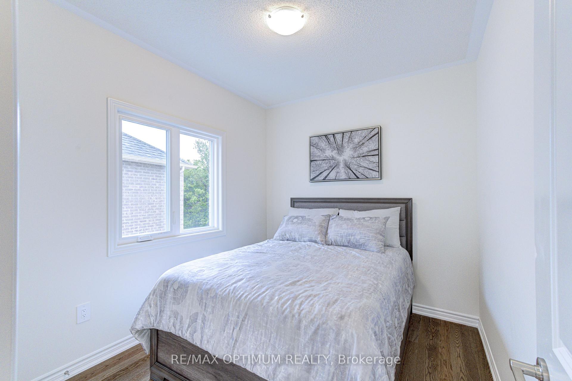 Photo 30 of 44 Bermondsey Way, Brampton, Bram West — HOMEH