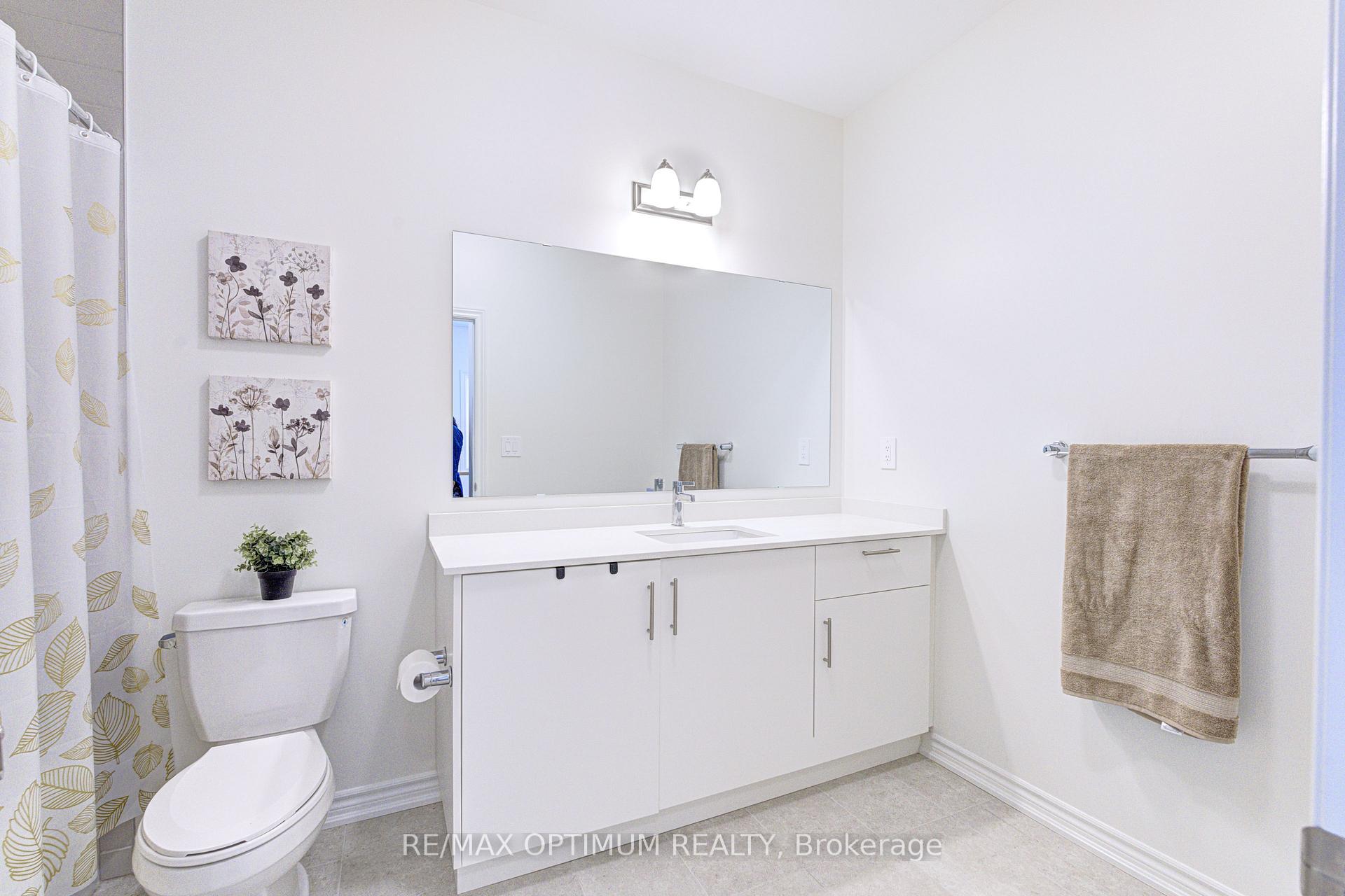 Photo 32 of 44 Bermondsey Way, Brampton, Bram West — HOMEH