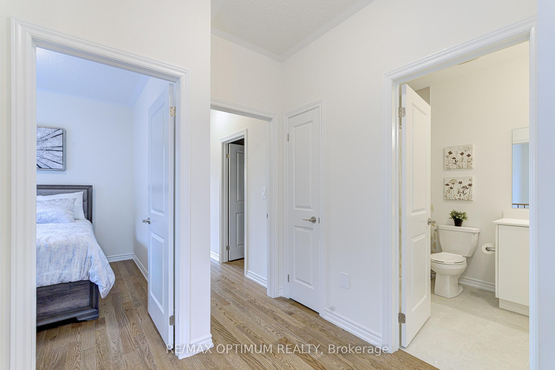 Photo 36 of 44 Bermondsey Way, Brampton, Bram West — HOMEH